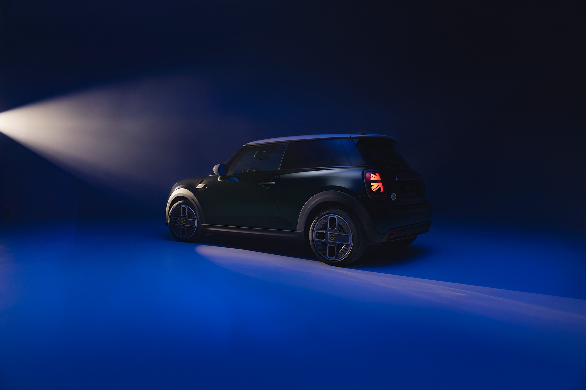 automobile，mini，Automobile design，BMW，