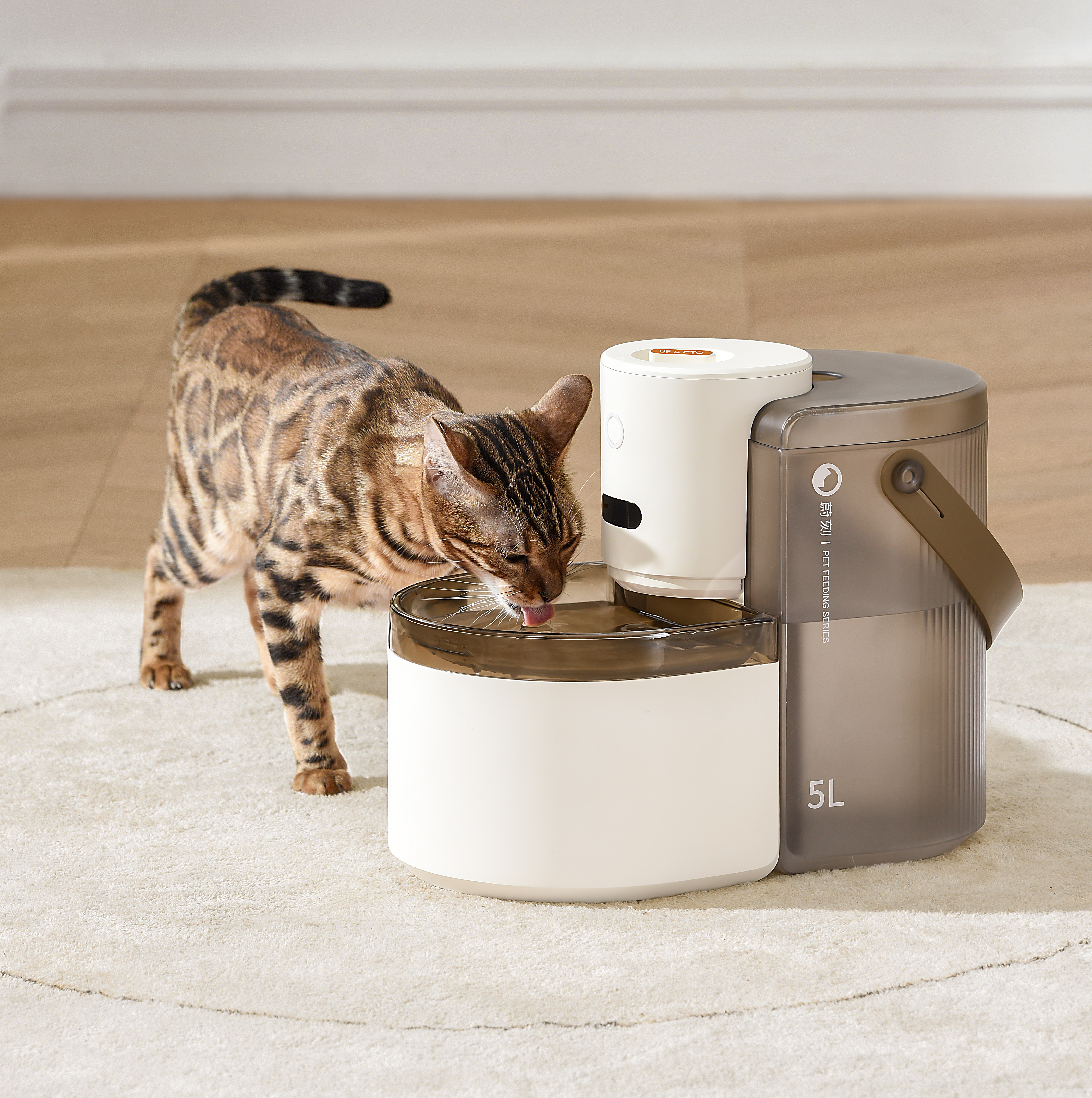 Pets，Smart appliances，Kitty，Dog，Feeder，Water dispenser，Grain storage barrel，Eat, drink and scatter，