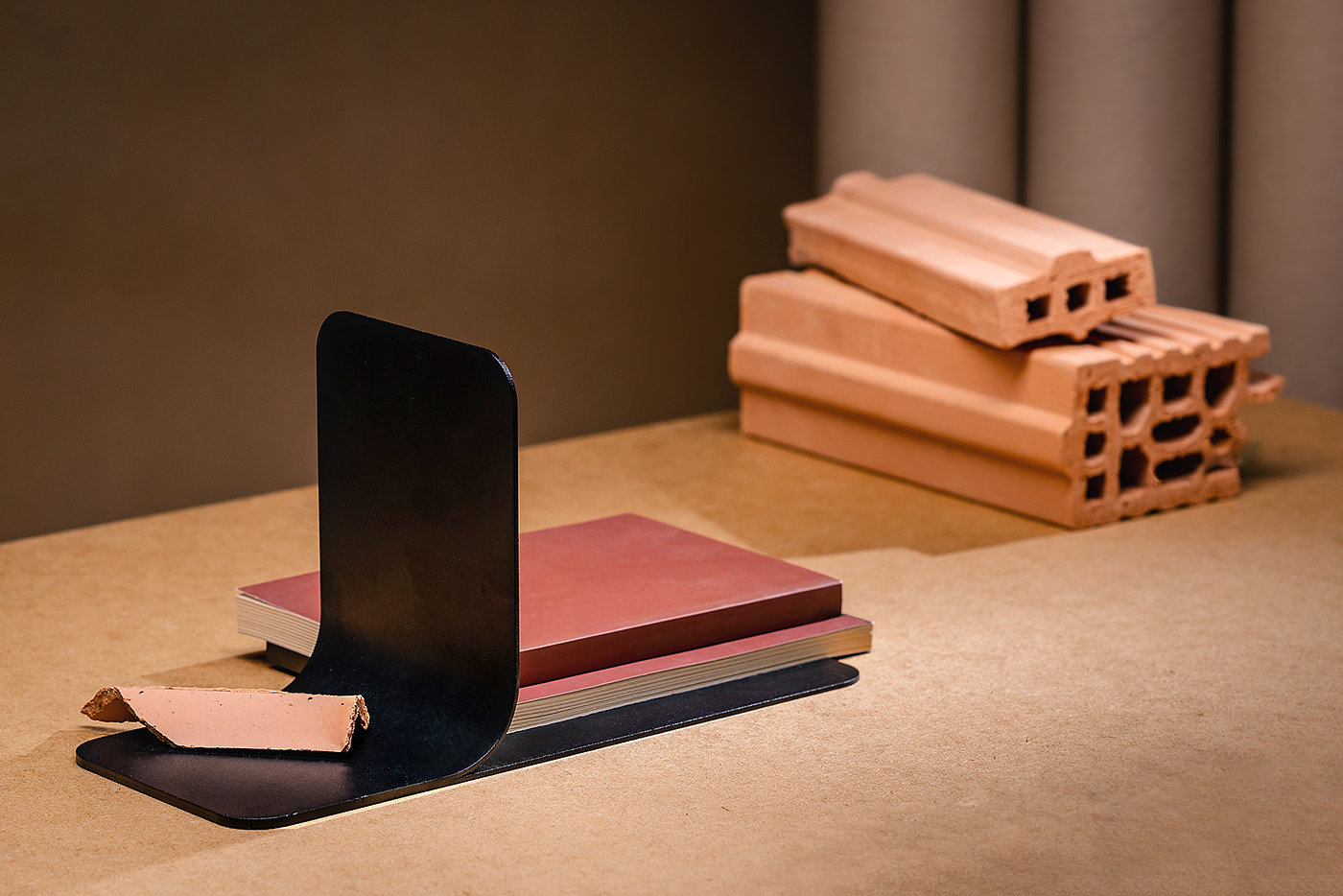 Book stand，product design，Appearance design，exquisite，Simplicity，Metal，