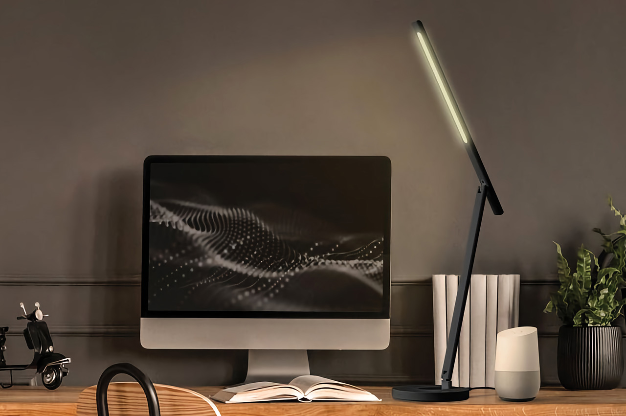 Momax led，Desk lamp，Appearance design，delicate，Art，