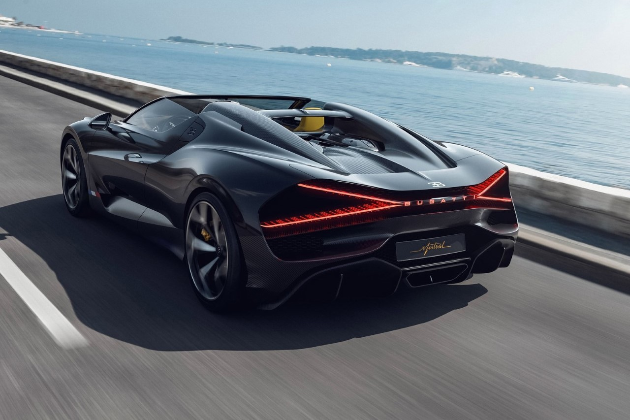 Roadster，Bugatti，Appearance design，W16 engine，