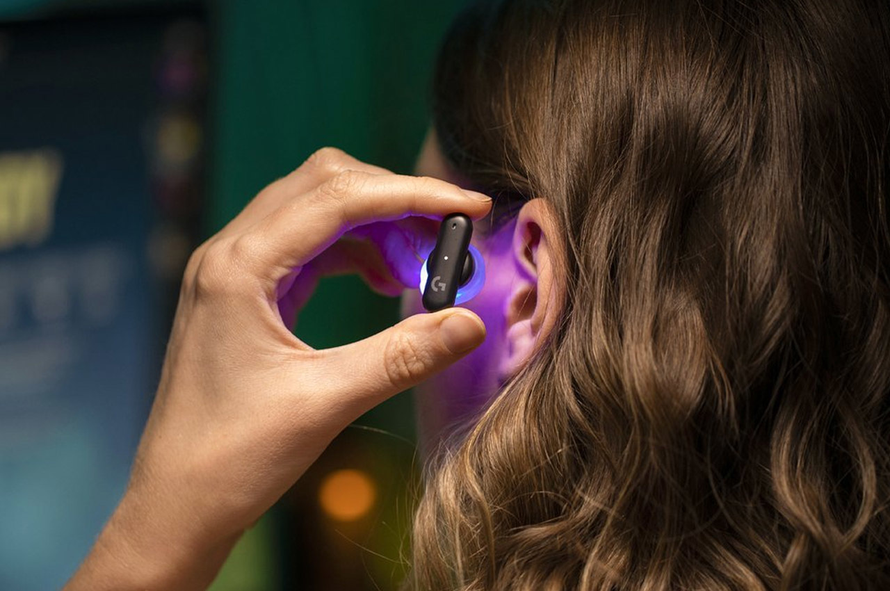 Amazon.com: Apple AirPods Pro(第二代)(翻新) : 電子