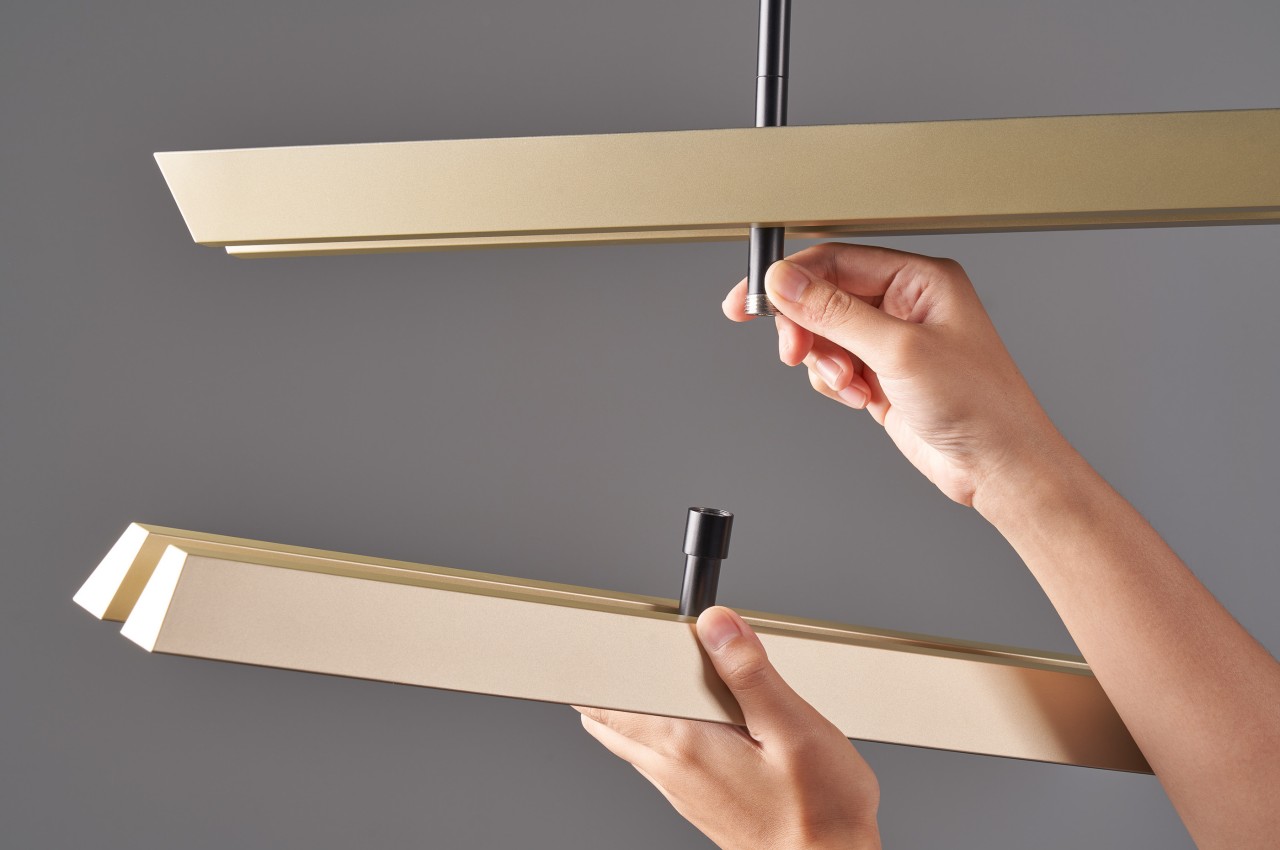 Huan-Rou Chang，a chandelier，product design，Aesthetic design，Configurable art decoration，KONNECT chandelier，Movable design，