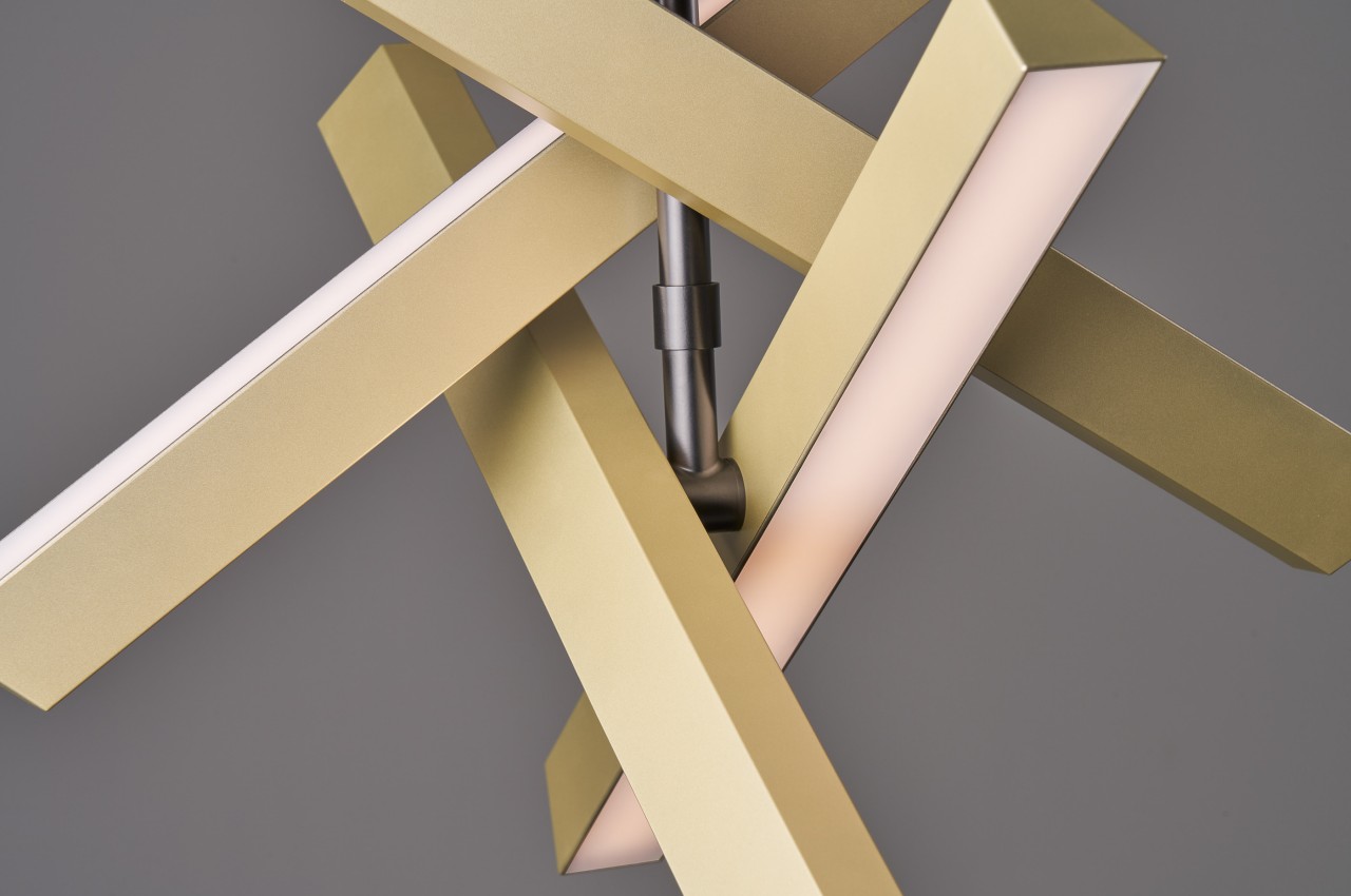 Huan-Rou Chang，a chandelier，product design，Aesthetic design，Configurable art decoration，KONNECT chandelier，Movable design，