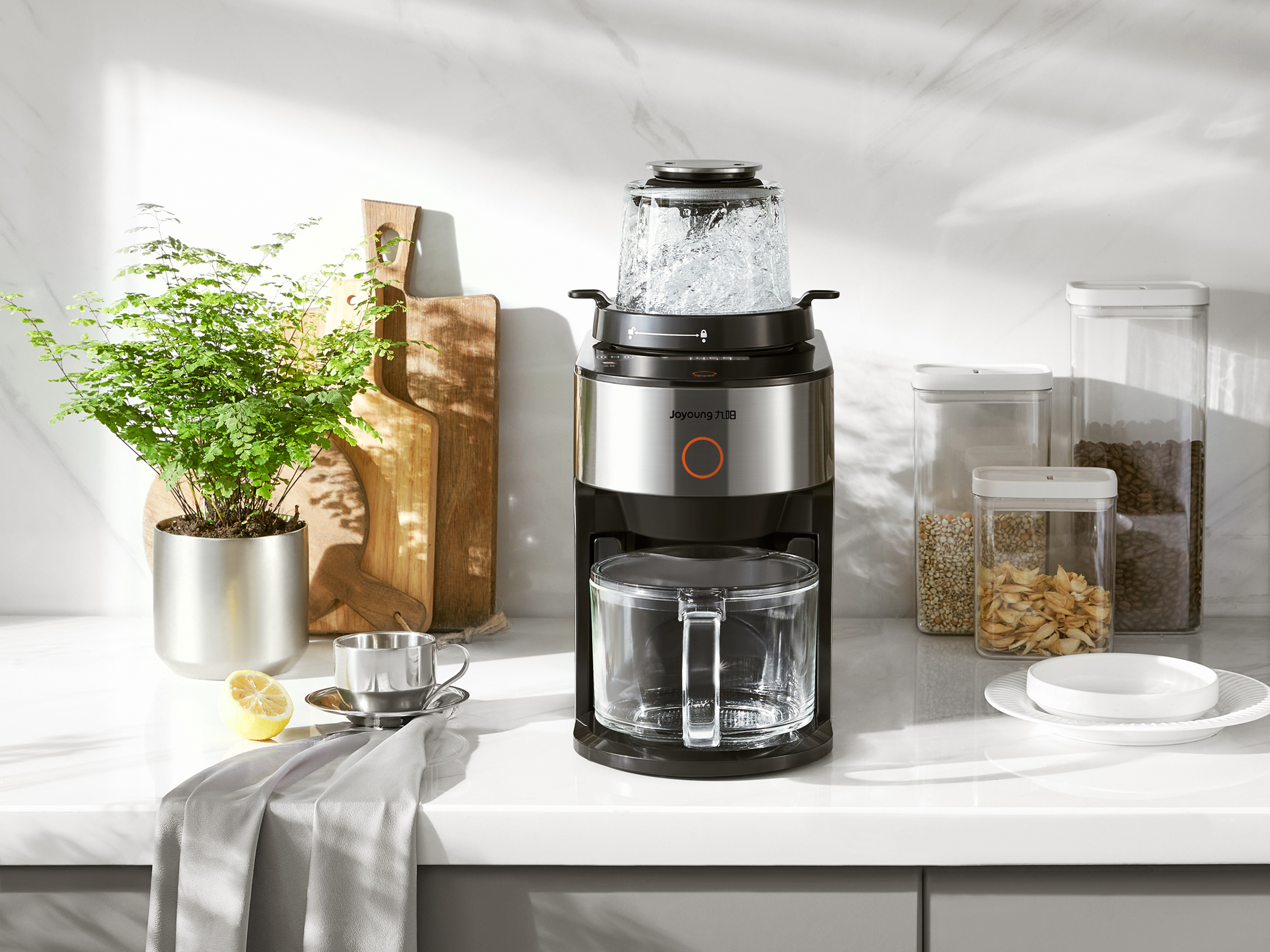 small home appliances，household electrical appliances，Wall breaker，