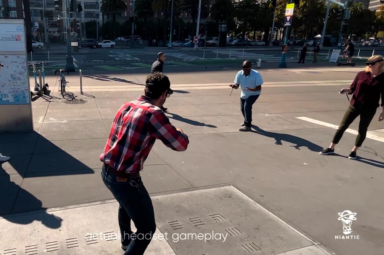 headset，POKEMON GO，NIANTIC LABS，Augmented reality，Ar glasses，Ar earphone，sporting facilities，Baokemeng，