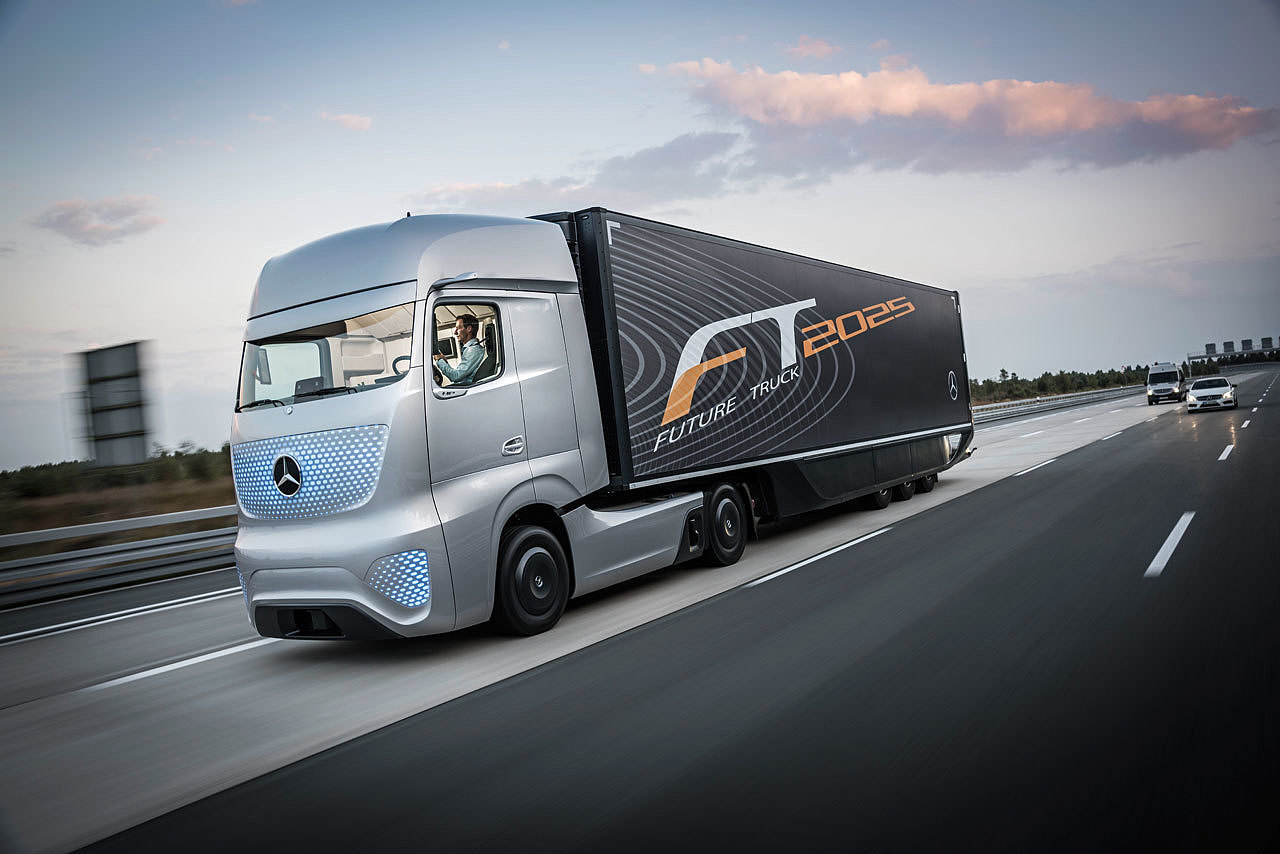 industrial design，vehicle，heavy industry，Mechanics，conceptual design，truck，Benz，
