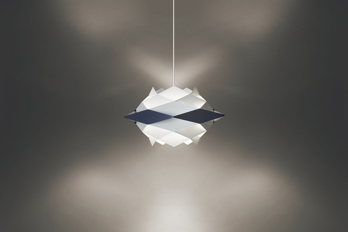 Design，lighting，a chandelier，Yamagiwa，