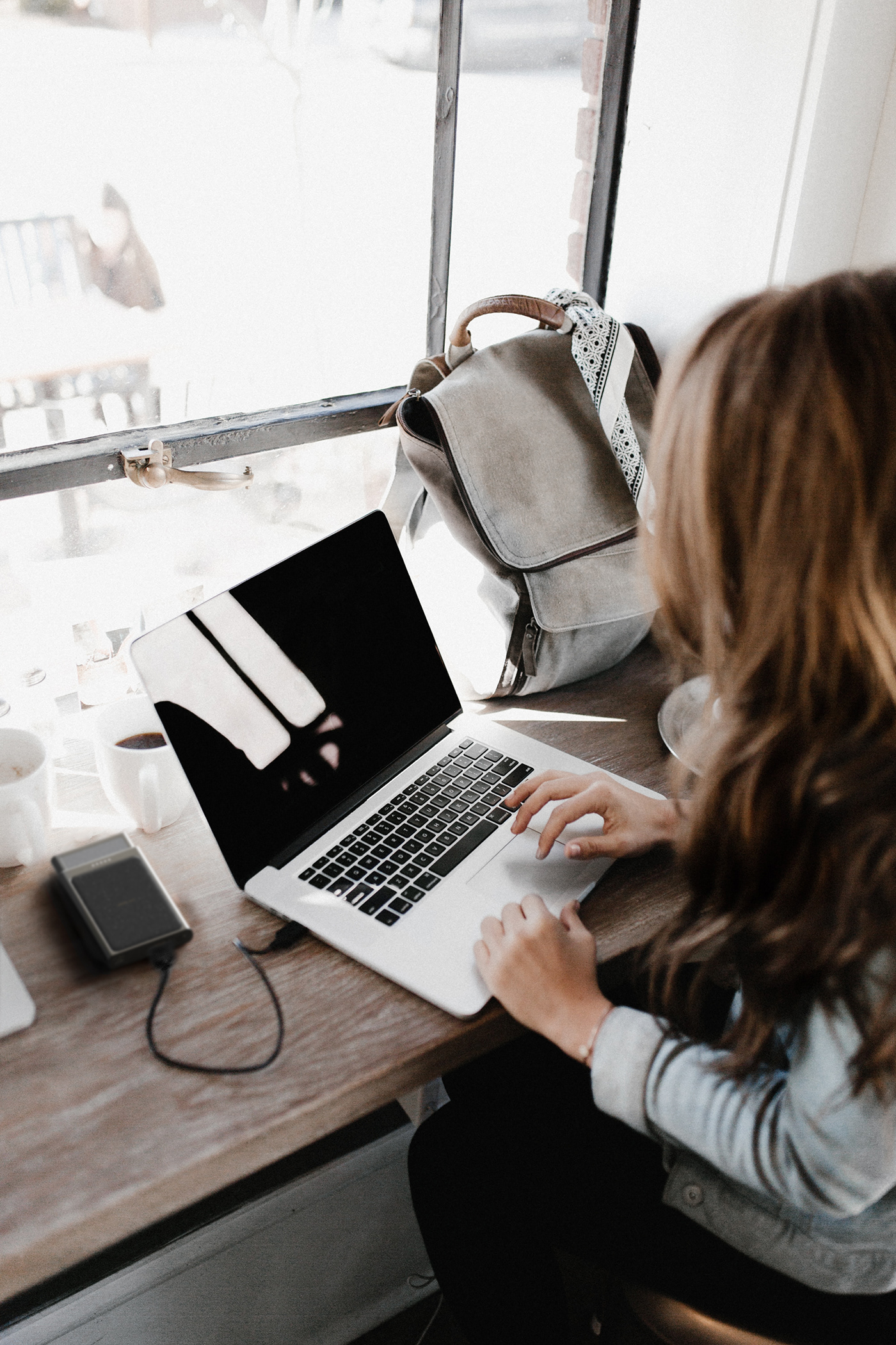 Last Resort，portable battery，Digital，electronic product，