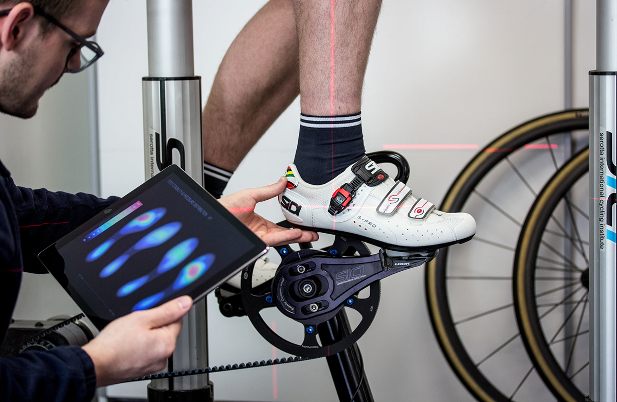 product design，v2，motion，sneakers，