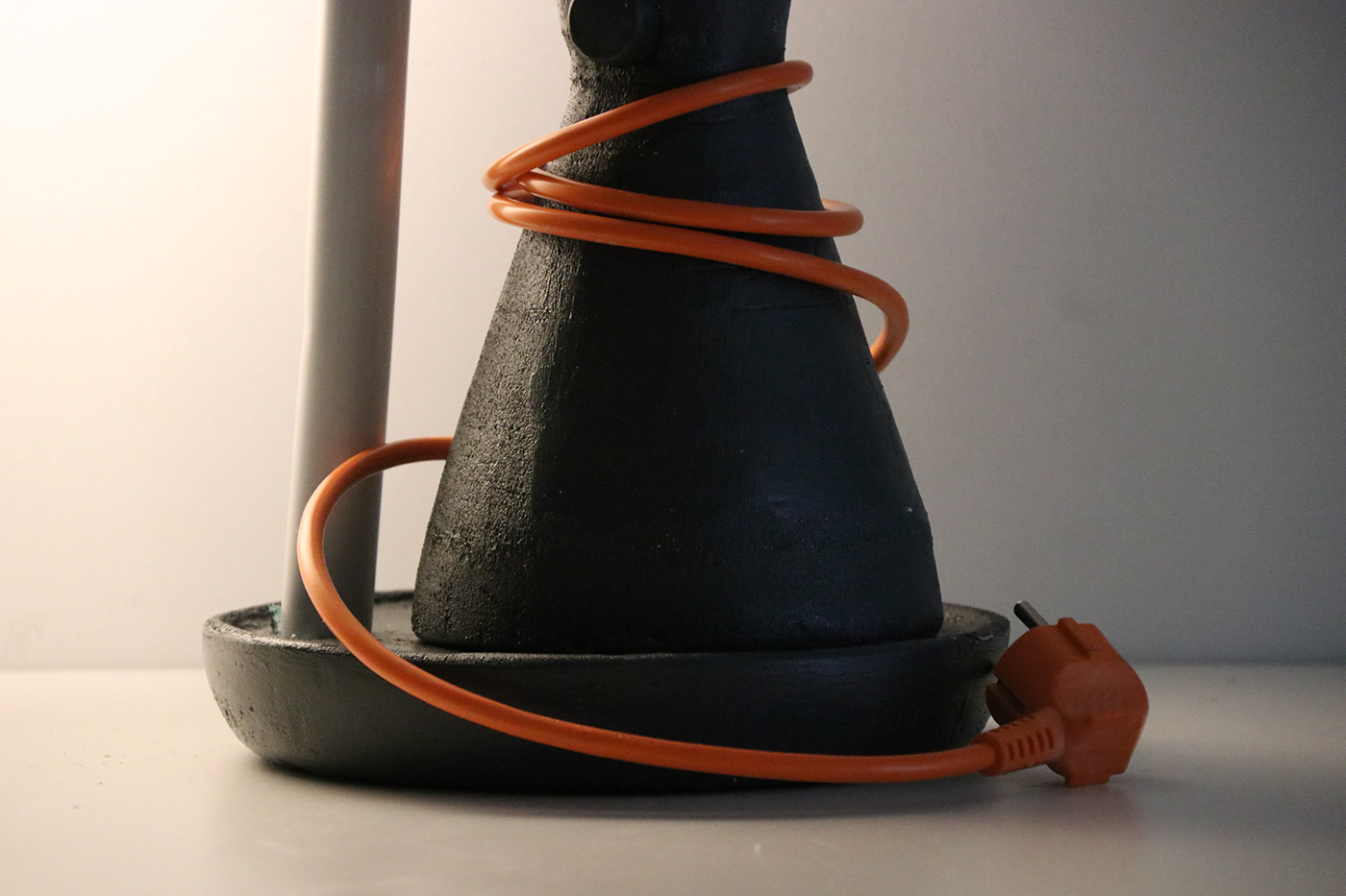 Desk lamp，adaptable，Allow，Indirect lighting，