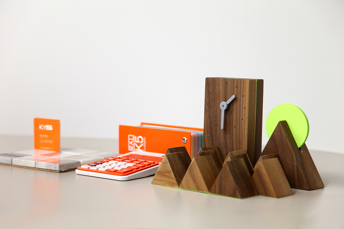 Receive，triangle，product design，woodiness，