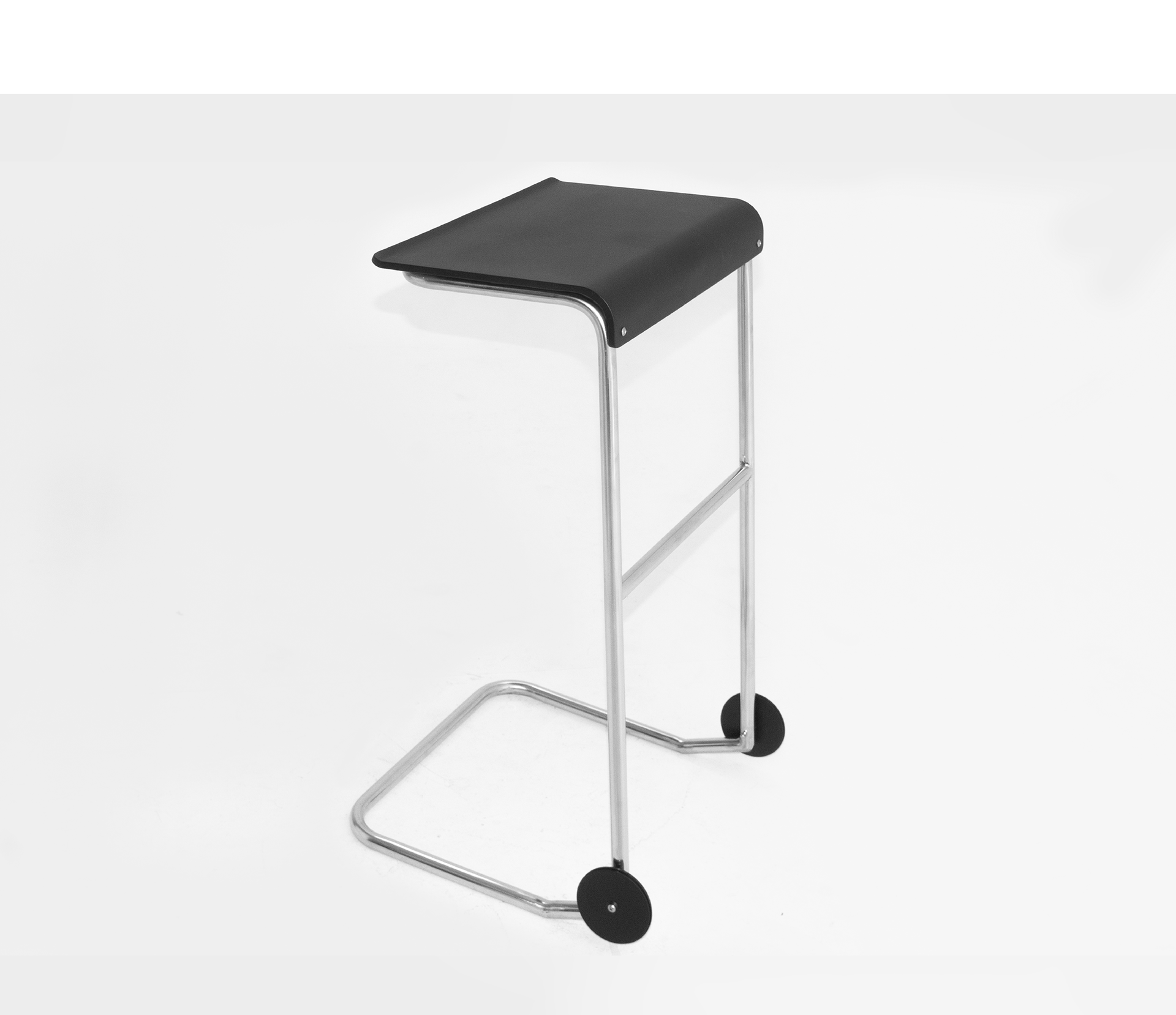 industrial design，product design，Exhibition design，Table，5°Table，