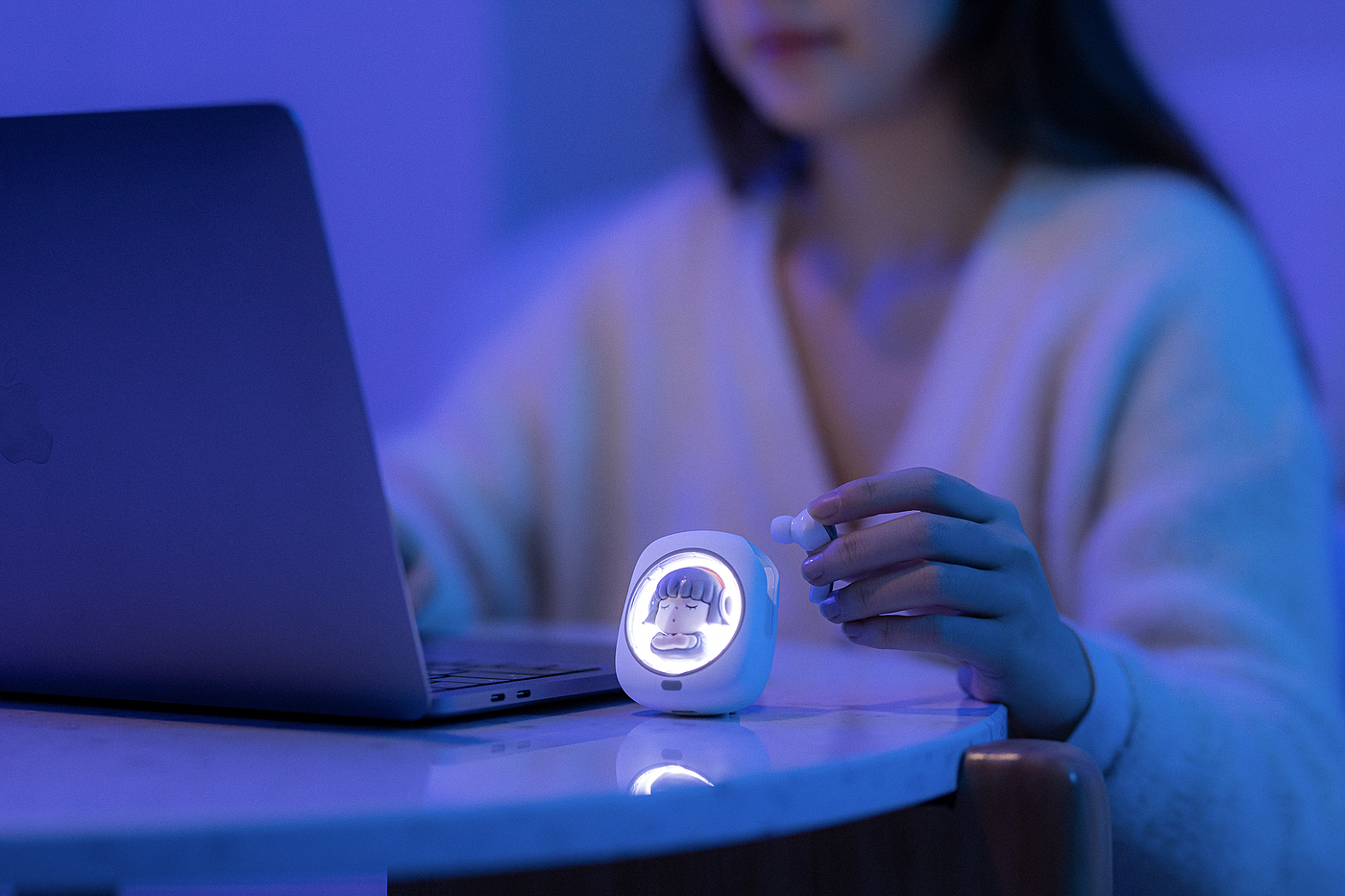 Doll，Bluetooth headset，headset，model，
