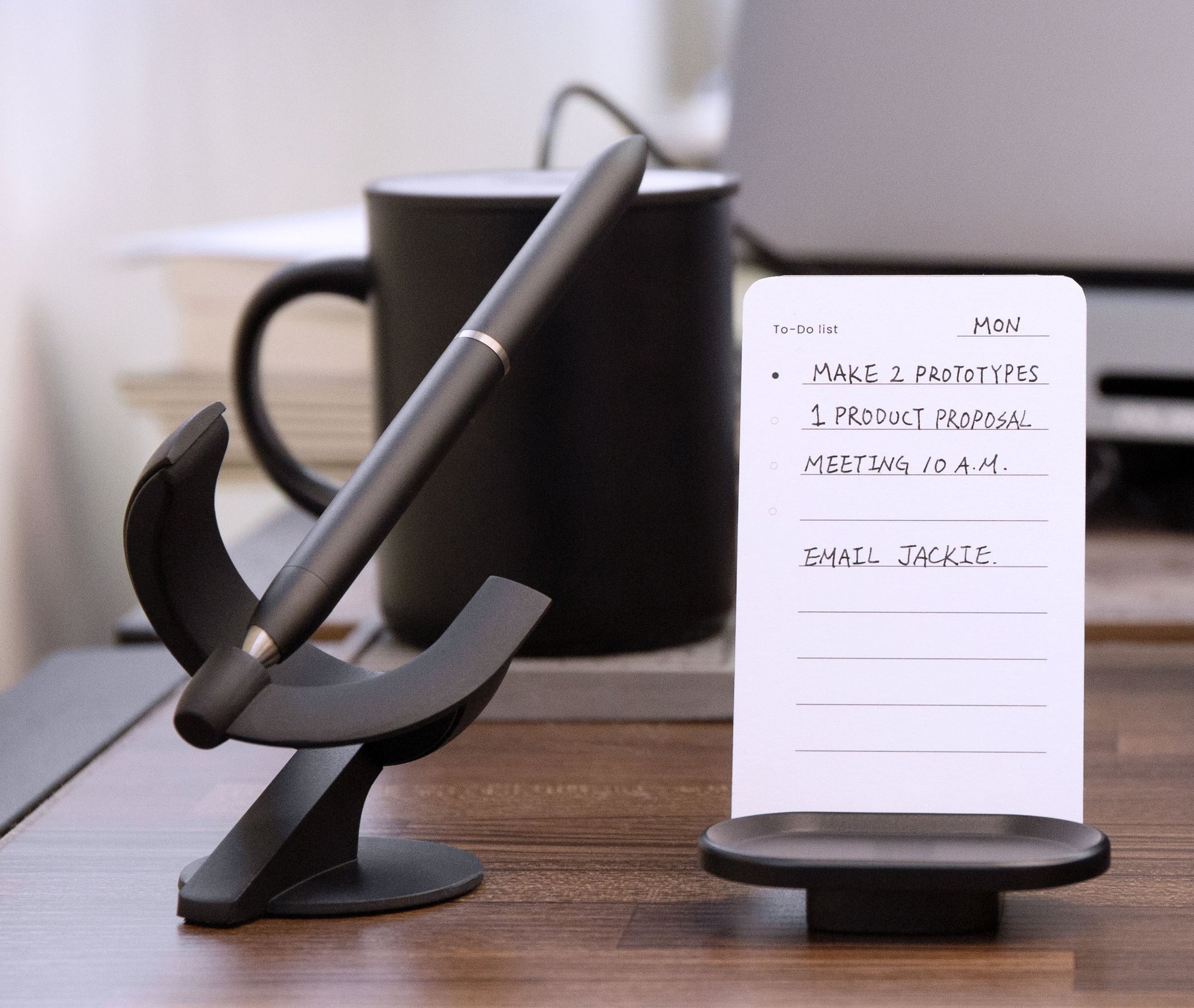 pen，suspension，Space Pen，industrial design，product design，to work in an office，