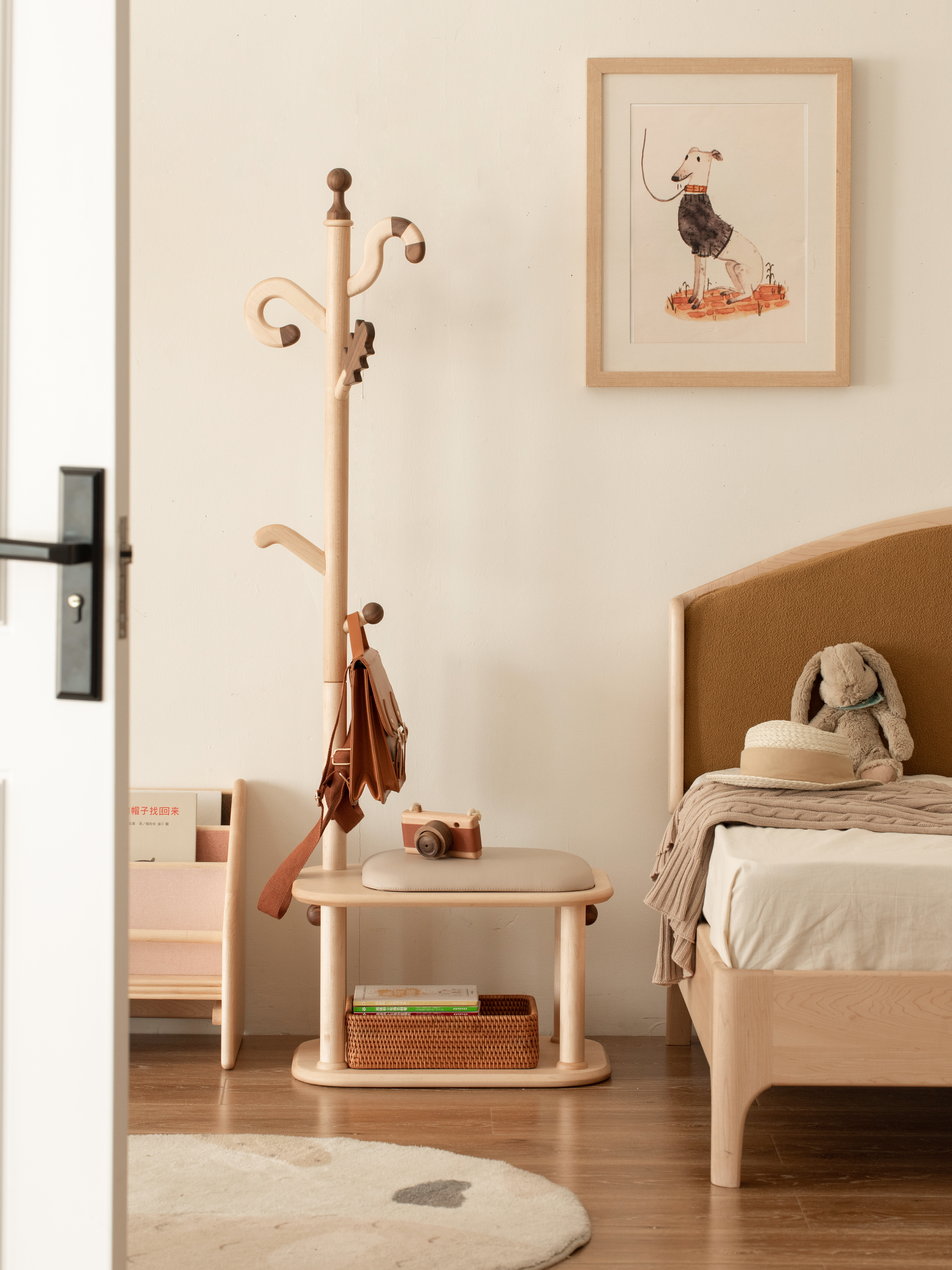 Children's furniture，furniture design ，Original design，coat hanger，