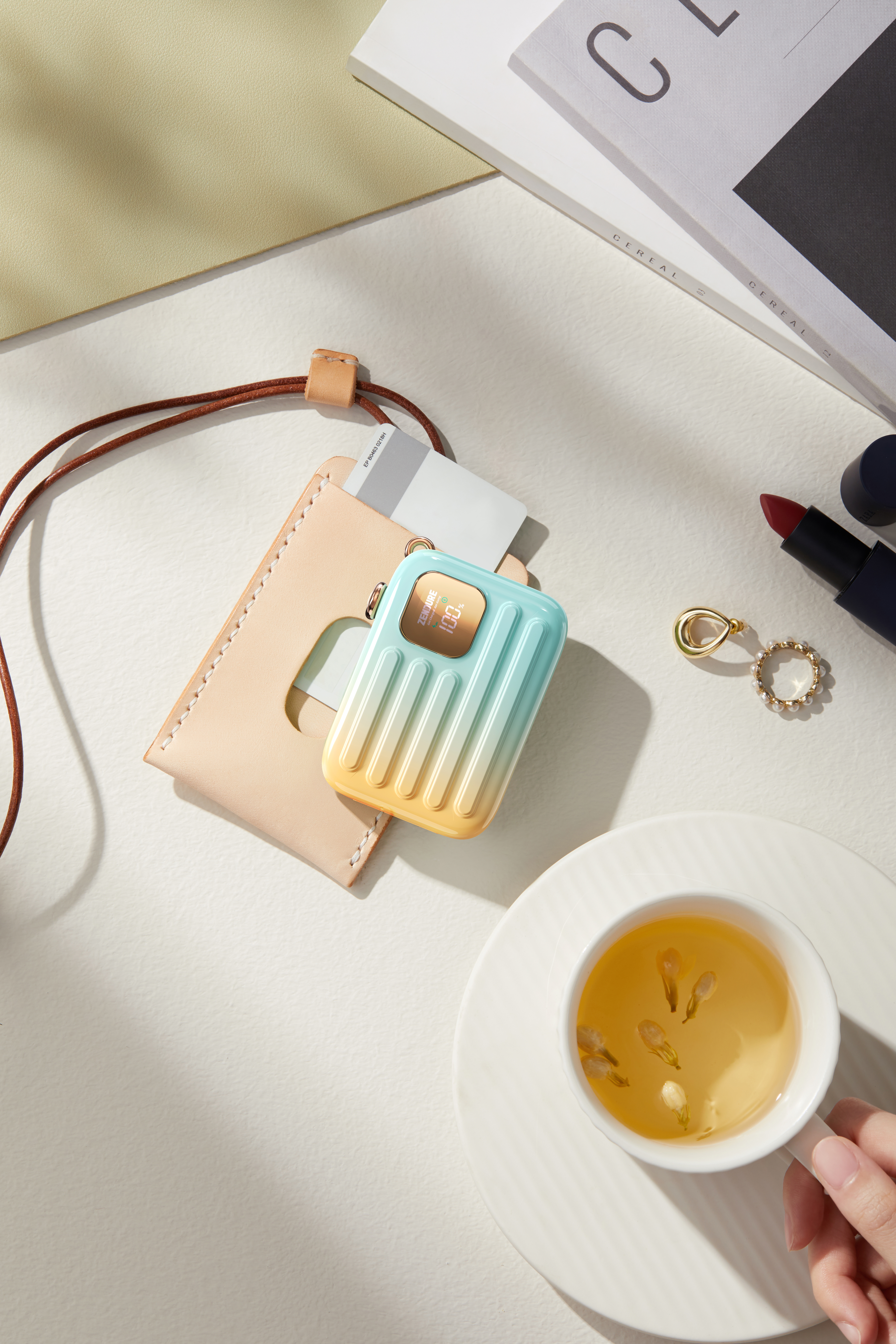 portable source，Gradual change，electroplate，Sprinkle point，Wireless charging，camera，Young trend，