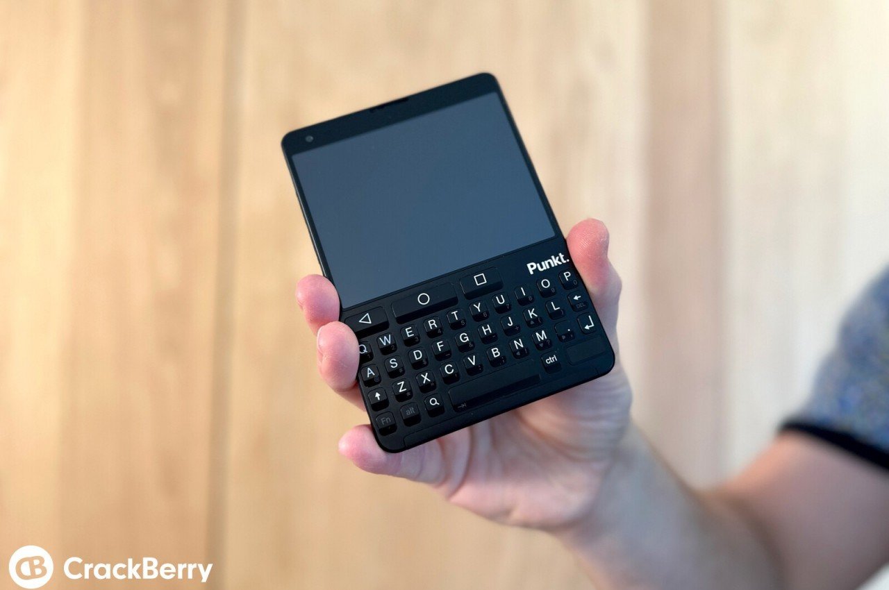 Blackberry mobile phone，Blackberry，QWERTY，mobile phone，Intelligent mobile phone，