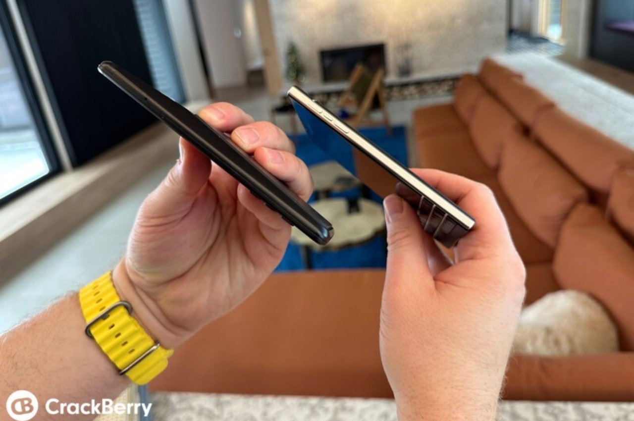 Blackberry mobile phone，Blackberry，QWERTY，mobile phone，Intelligent mobile phone，