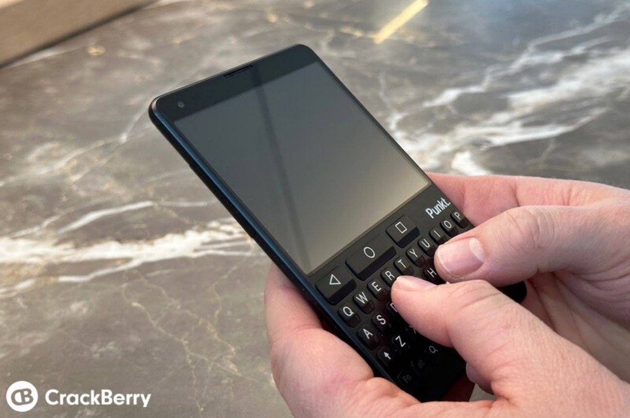 Blackberry mobile phone，Blackberry，QWERTY，mobile phone，Intelligent mobile phone，