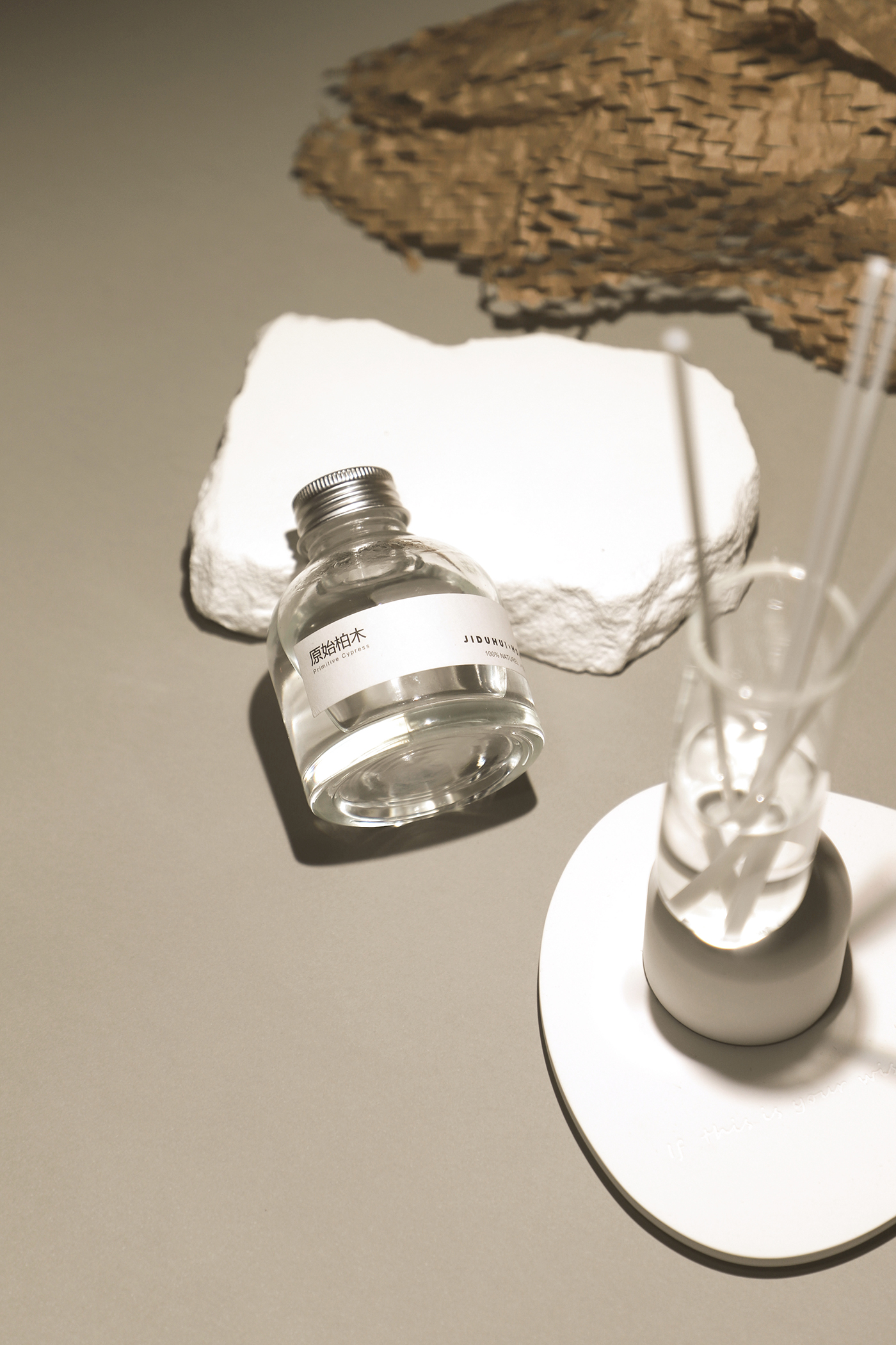 Essential oil aromatherapy，