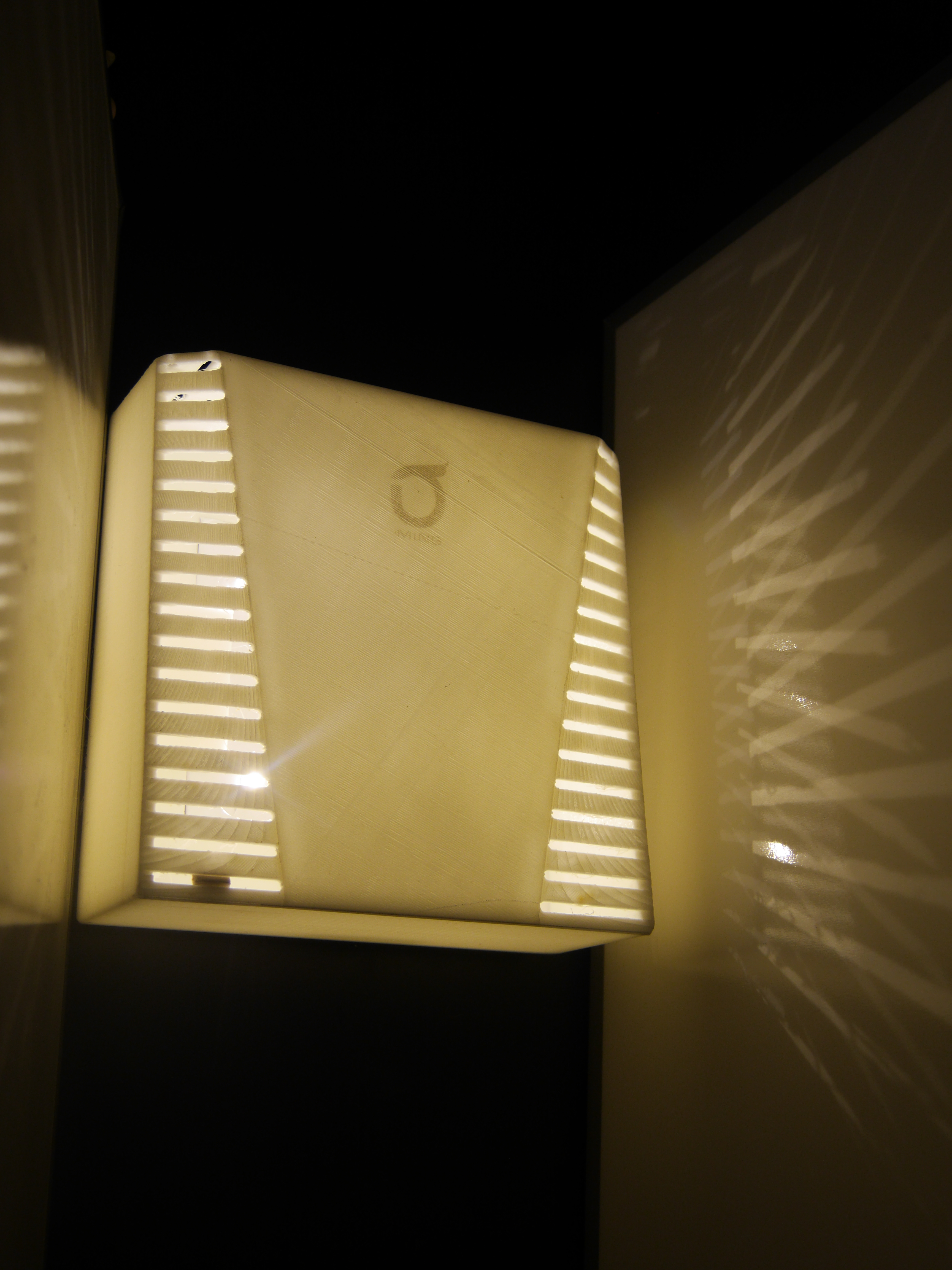 Lamp design，Lamp modeling，Lamp exhibition，Lamps course，Print lamp，