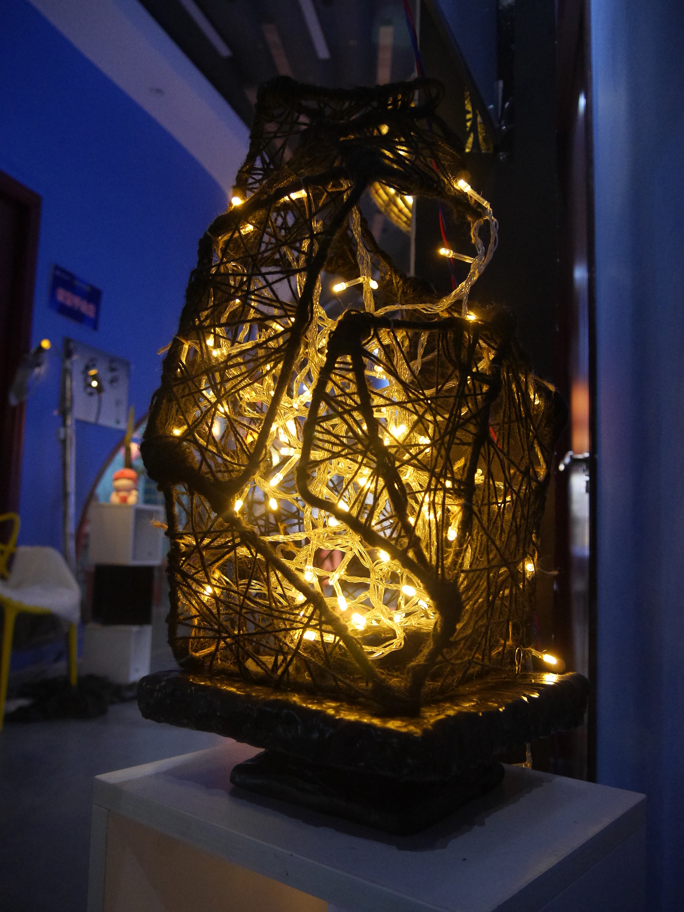 Lamp design，Lamp modeling，Lamp exhibition，Lamps course，Print lamp，