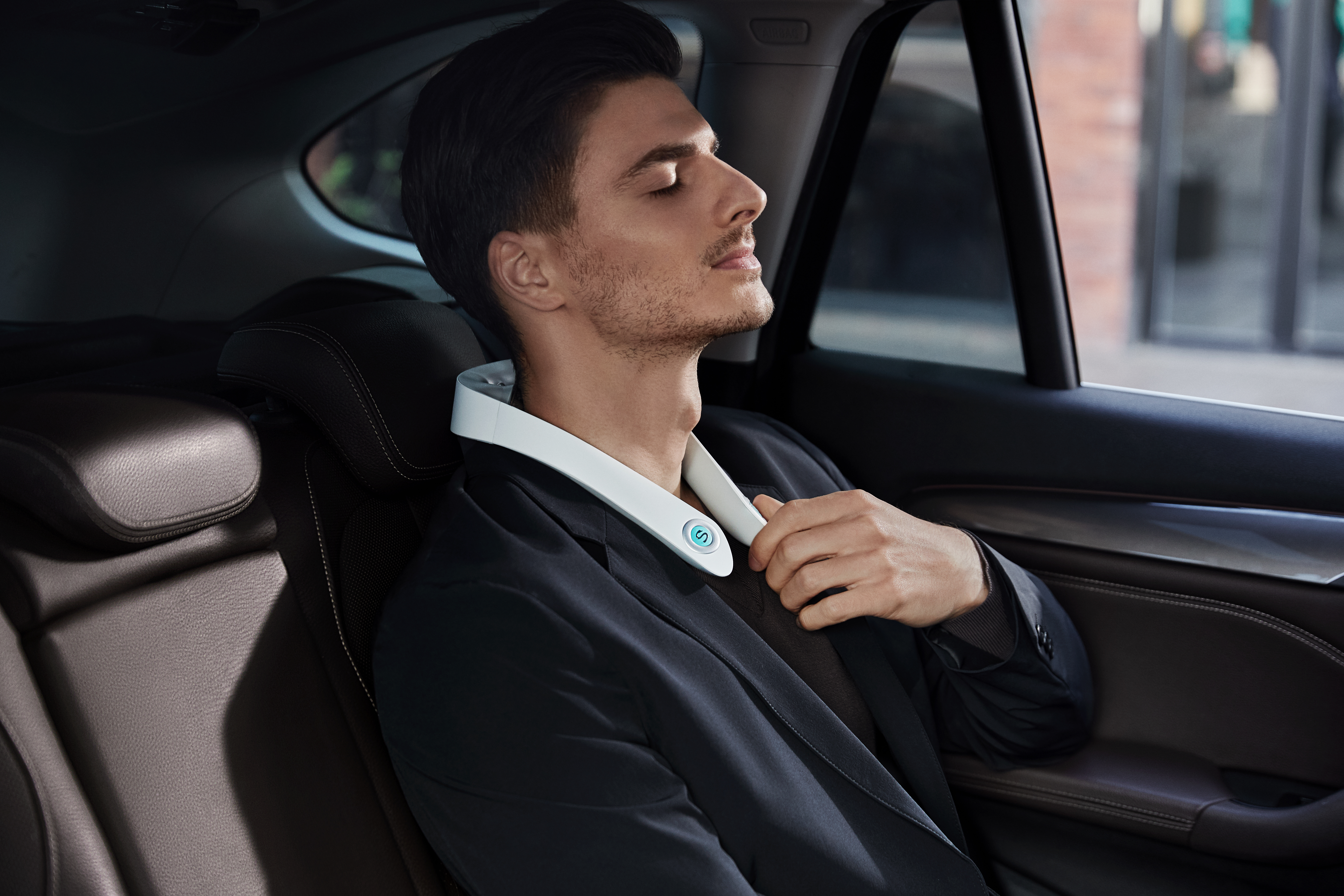 Neck massage instrument，be younger，Comfortable fit，fashion insider，Simulation massage，Physical massage，Compact and convenient，quality，