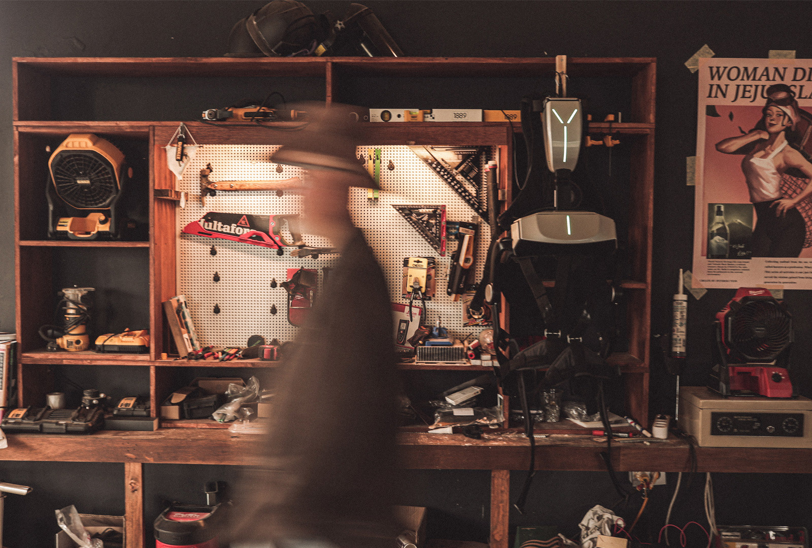 robot，Wearable device，Muscle strength，Mechanical bone，Wearable robot，Exoskeleton，