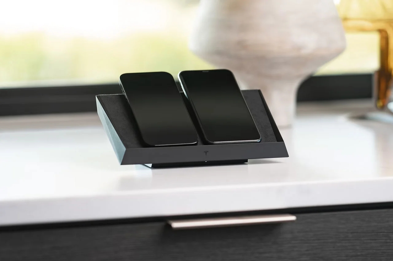 Charging board，wireless，Tesla，