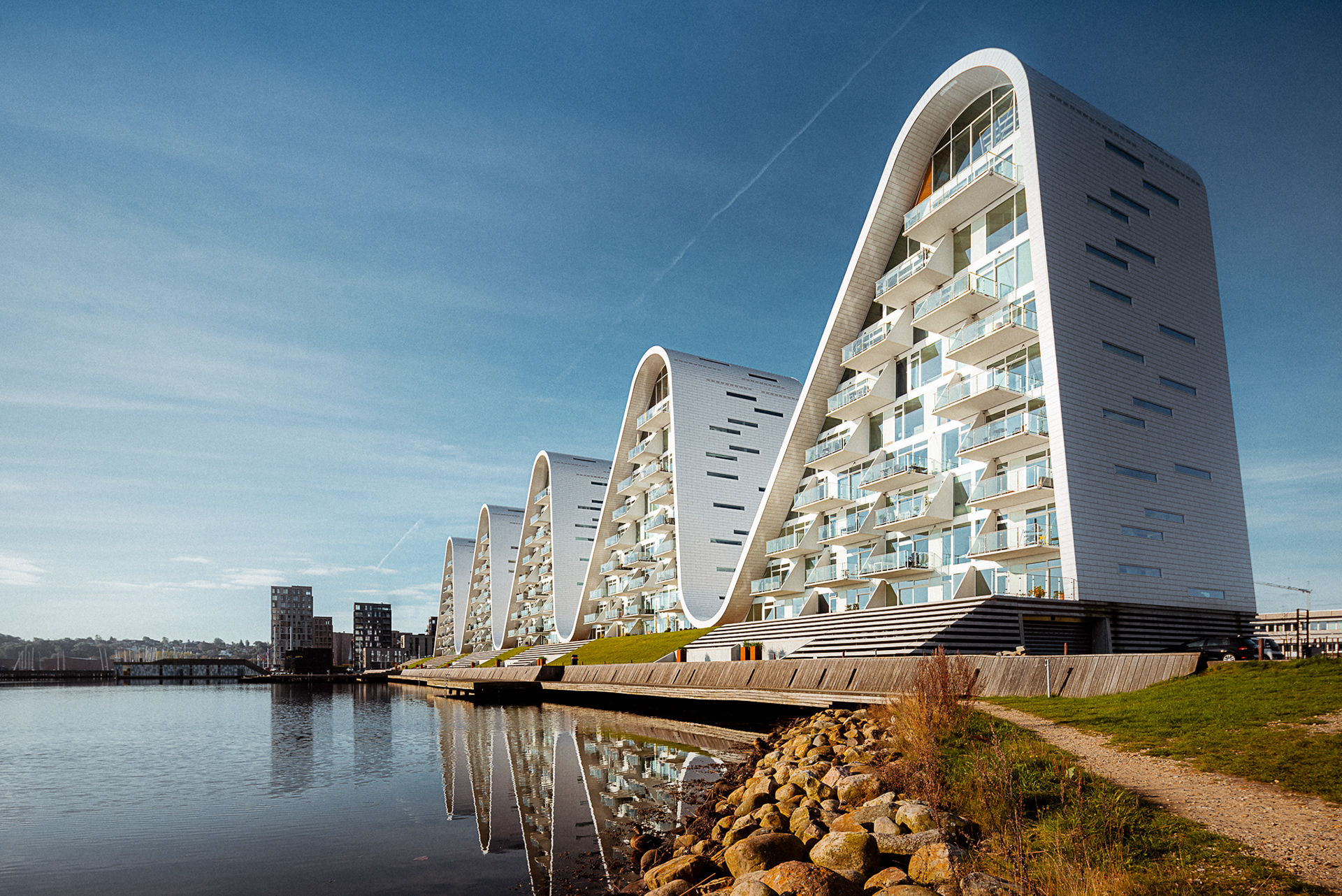 DYNAMIC FORMS，Architectural design，Bølgen，LEAF award，Civic Trust Award，