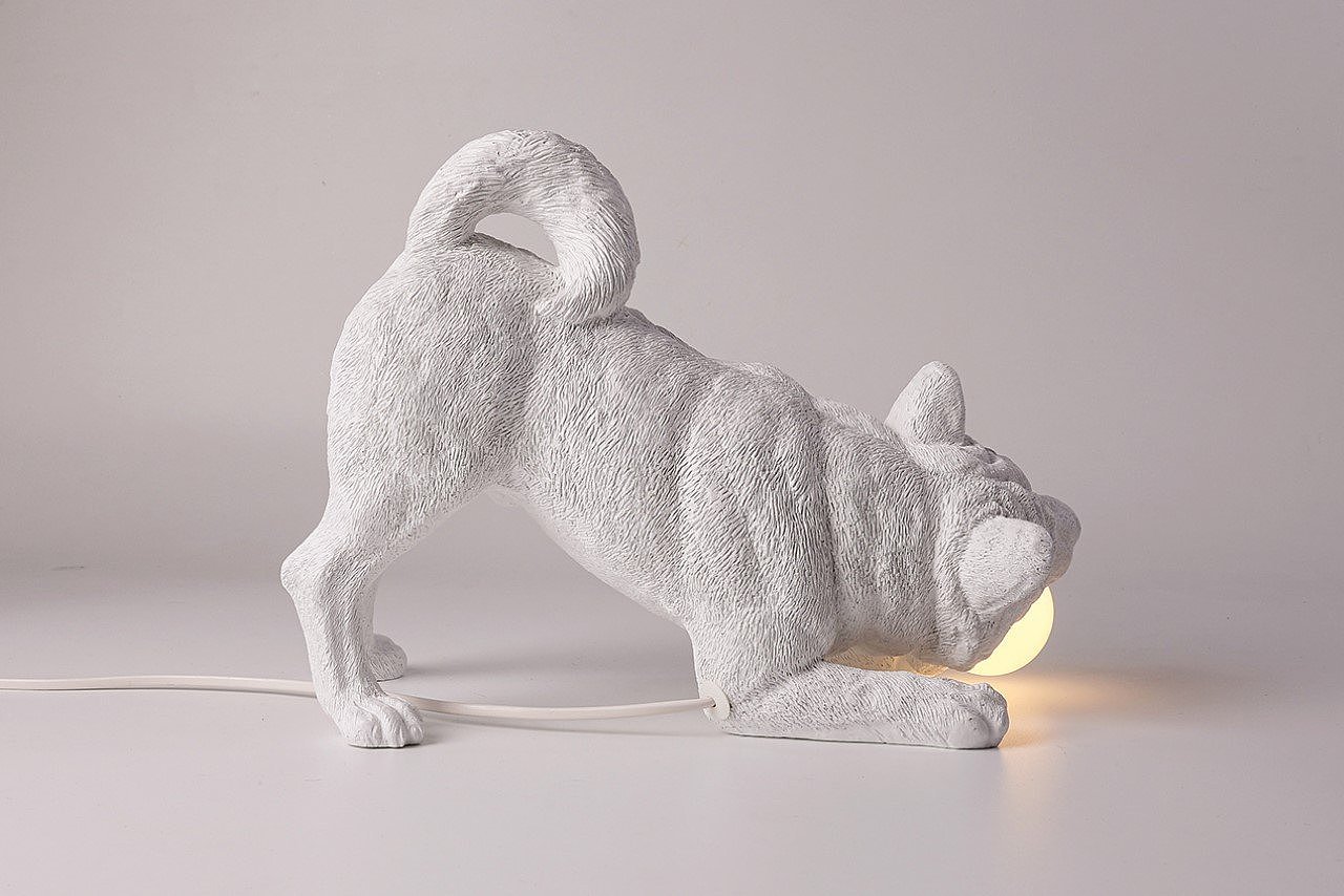 Practical design，Decoration design，product design，Minimalism，resin，3D printing，Playful Dog X Lamp，Emotional design，