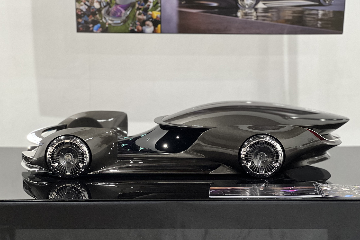 mercedes，Maybach SHOWMATIC，Automobile design，conceptual design，Streamlined design，