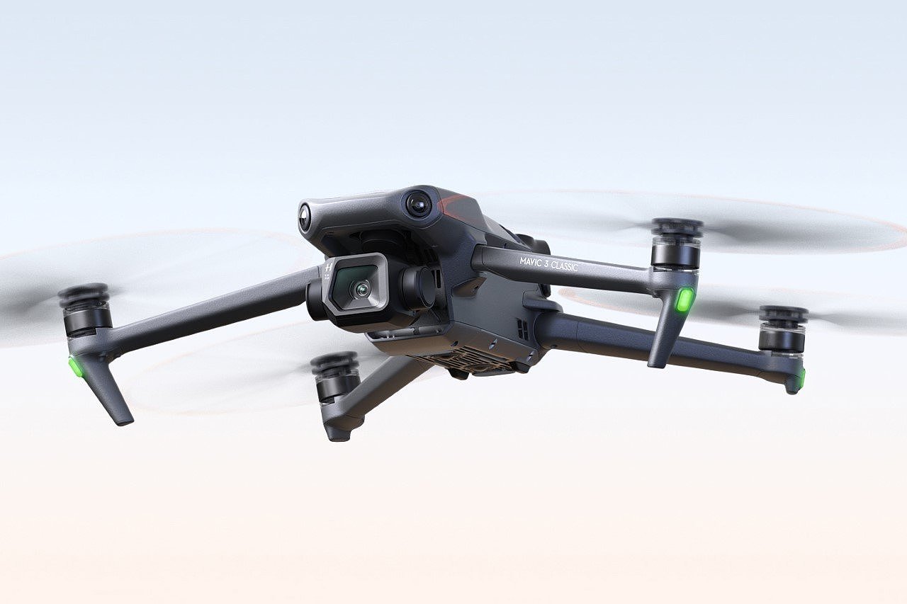 DAY，MAVIC 3 CLASSIC，UAV，product design，O3 transmission，