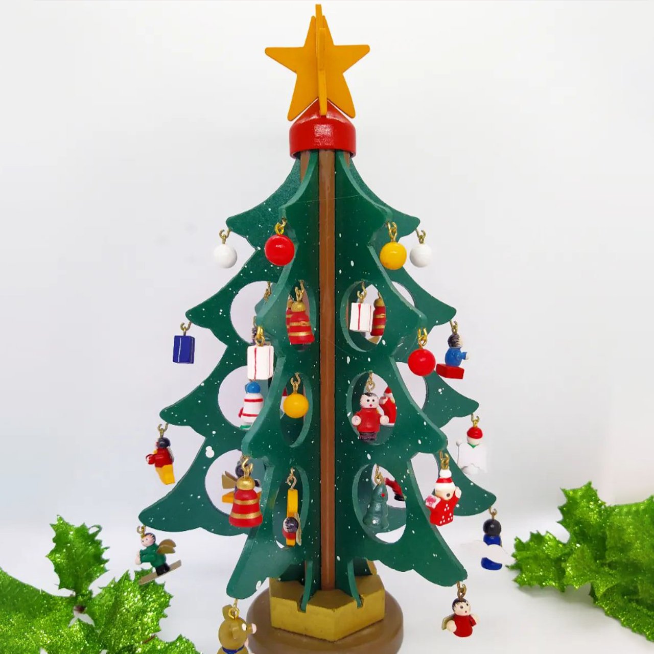 christmas tree，Interior design，tree，Christmas tree design，
