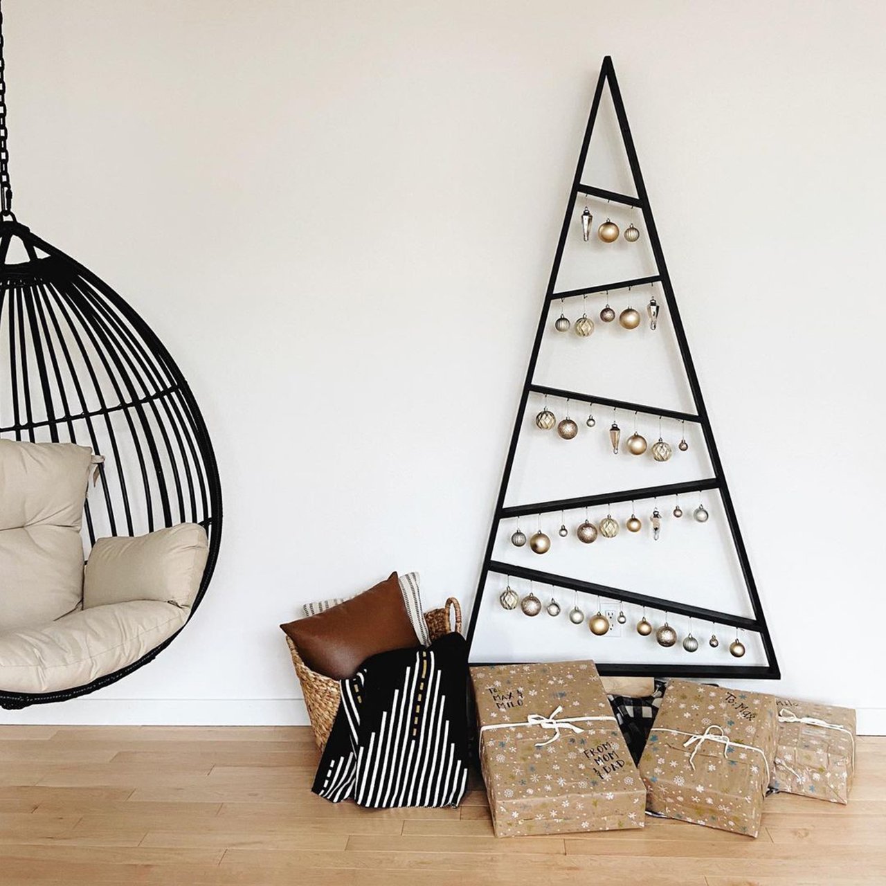 christmas tree，Interior design，tree，Christmas tree design，