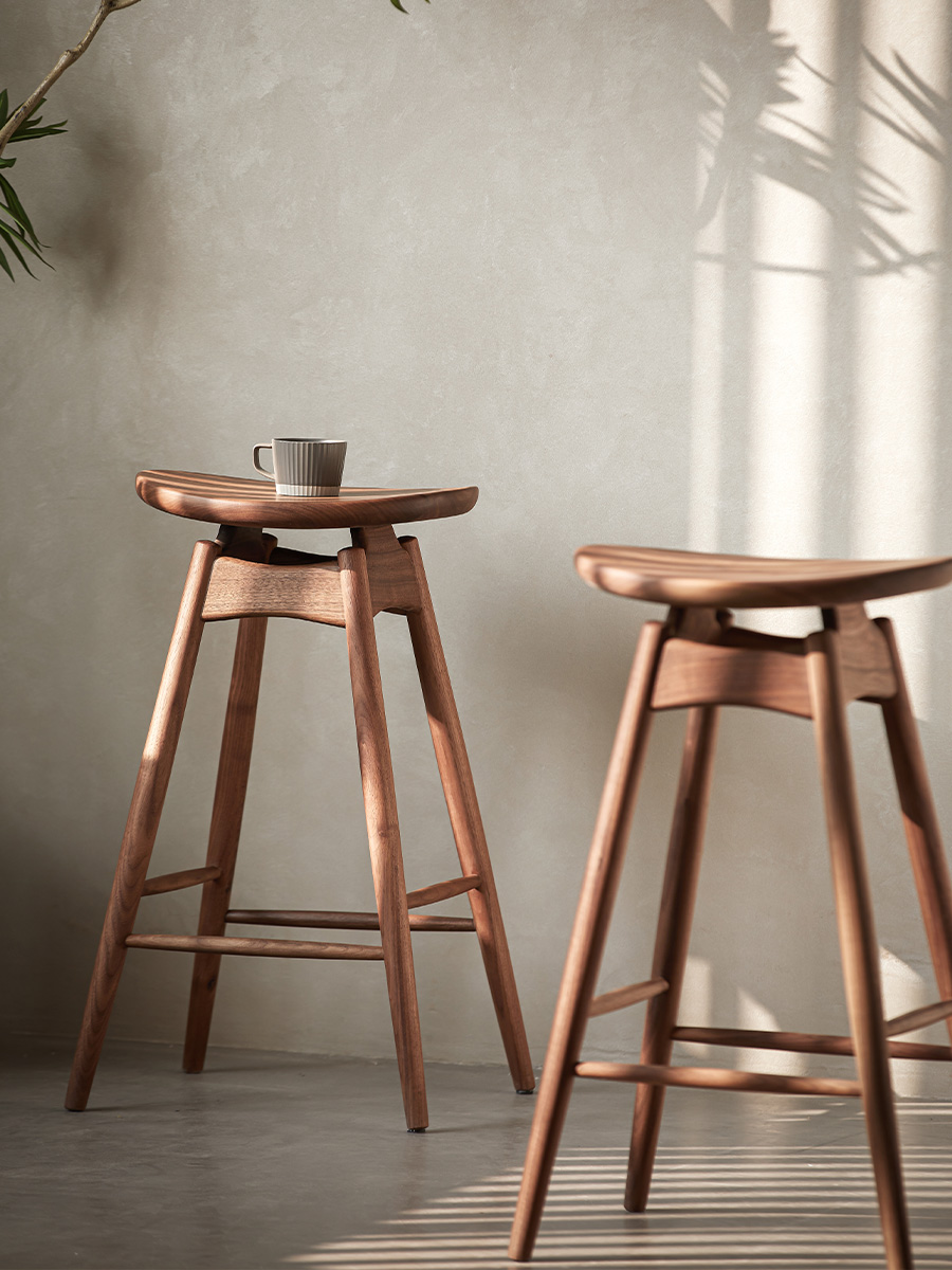 North American black walnut，furniture design ，chair，