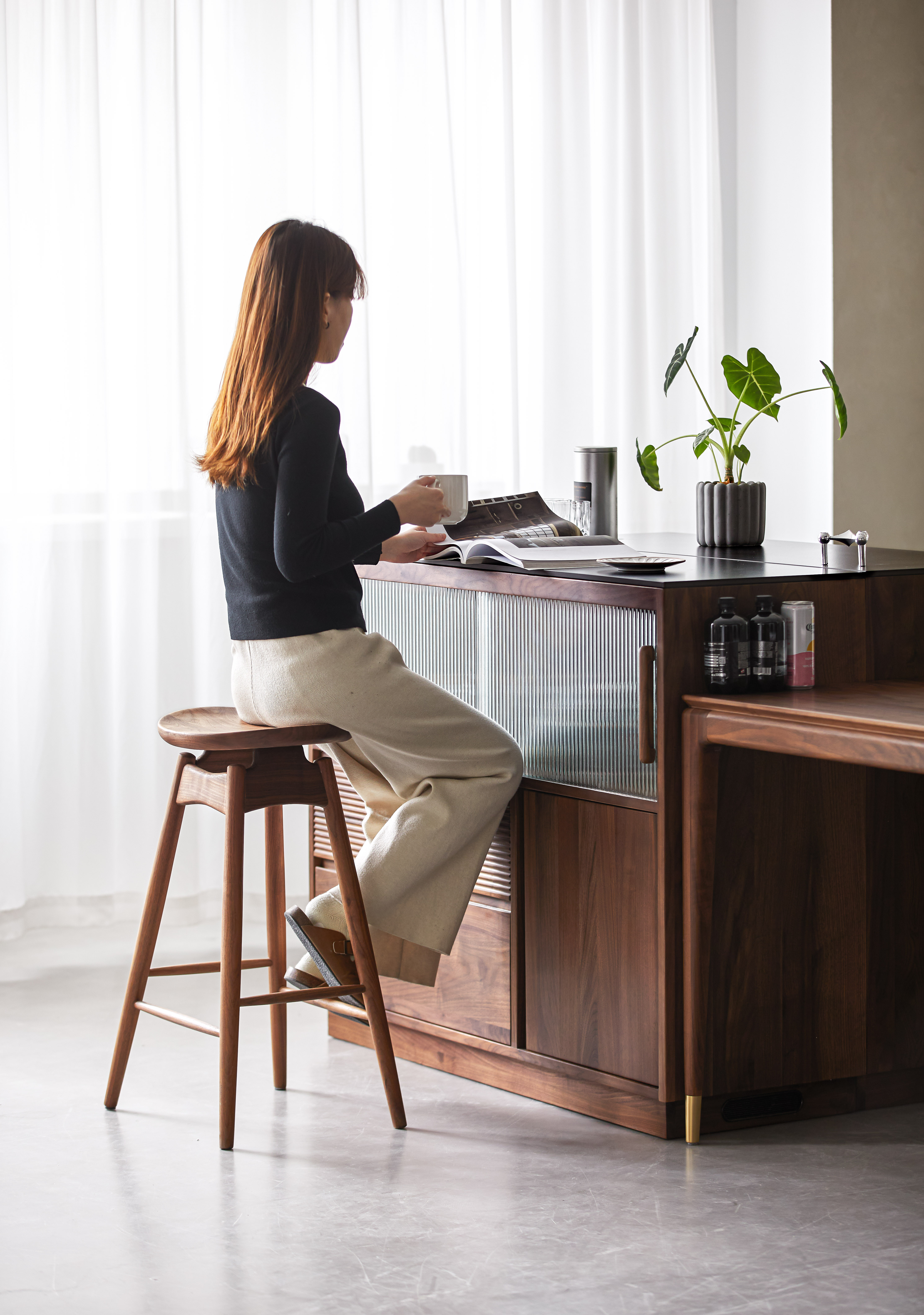 North American black walnut，furniture design ，chair，