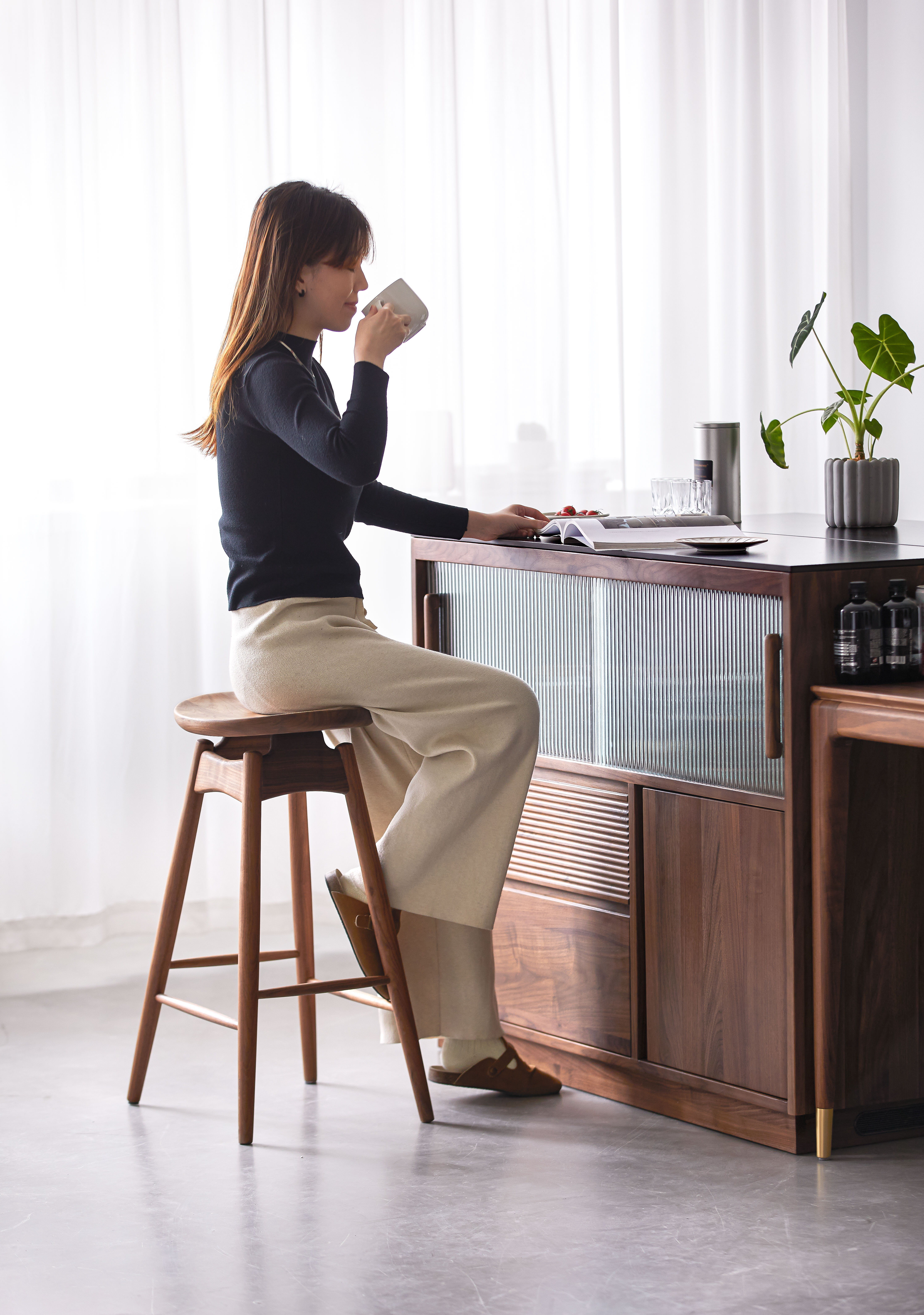 North American black walnut，furniture design ，chair，