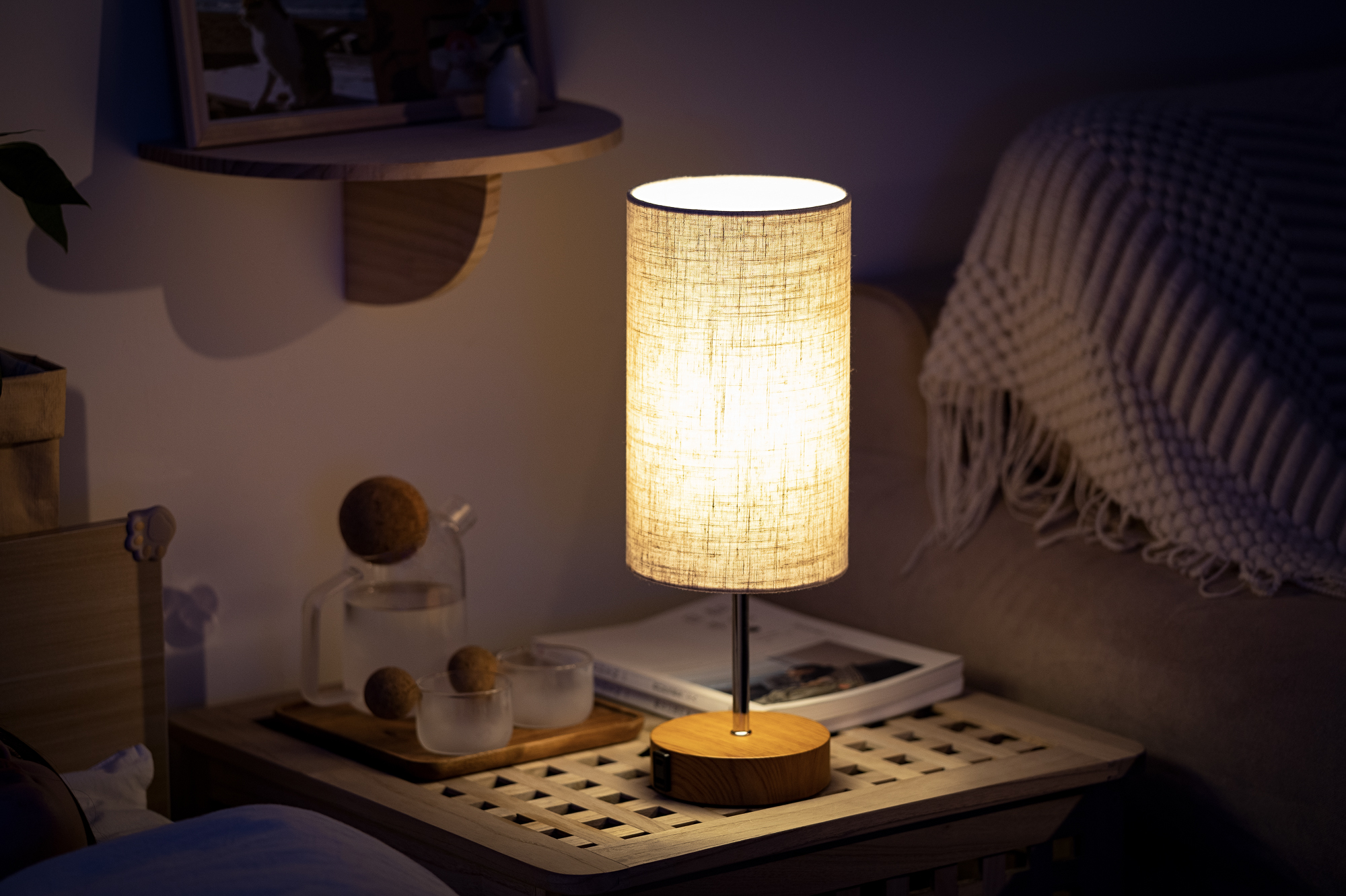 Desk lamp，Atmosphere lamp，Night light，Bedside lamp，Shenzhen，shot，