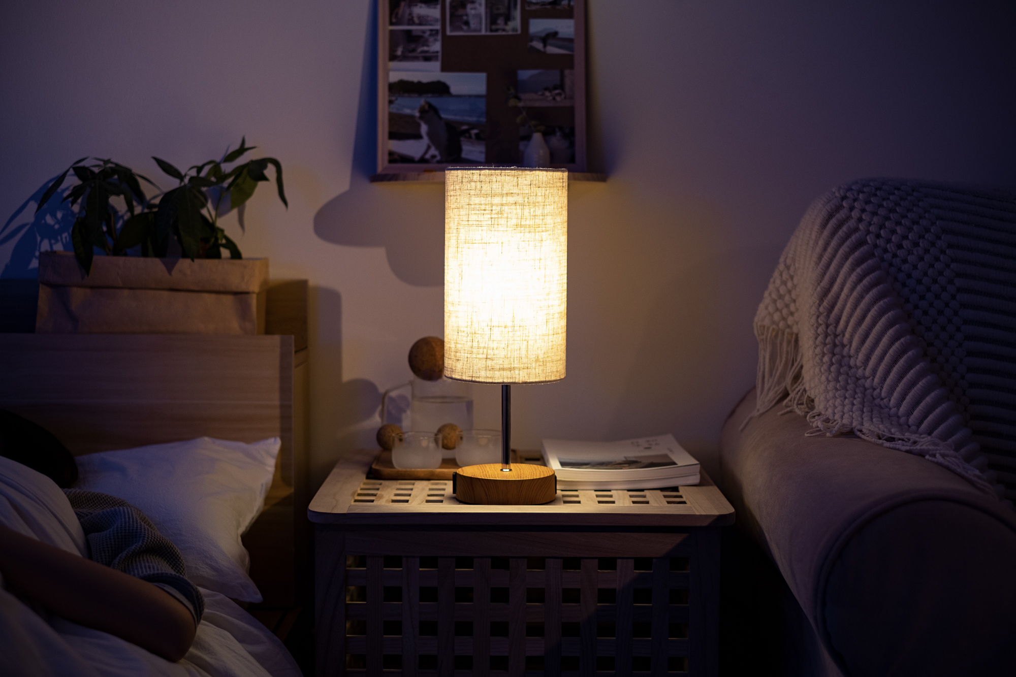 Desk lamp，Atmosphere lamp，Night light，Bedside lamp，Shenzhen，shot，