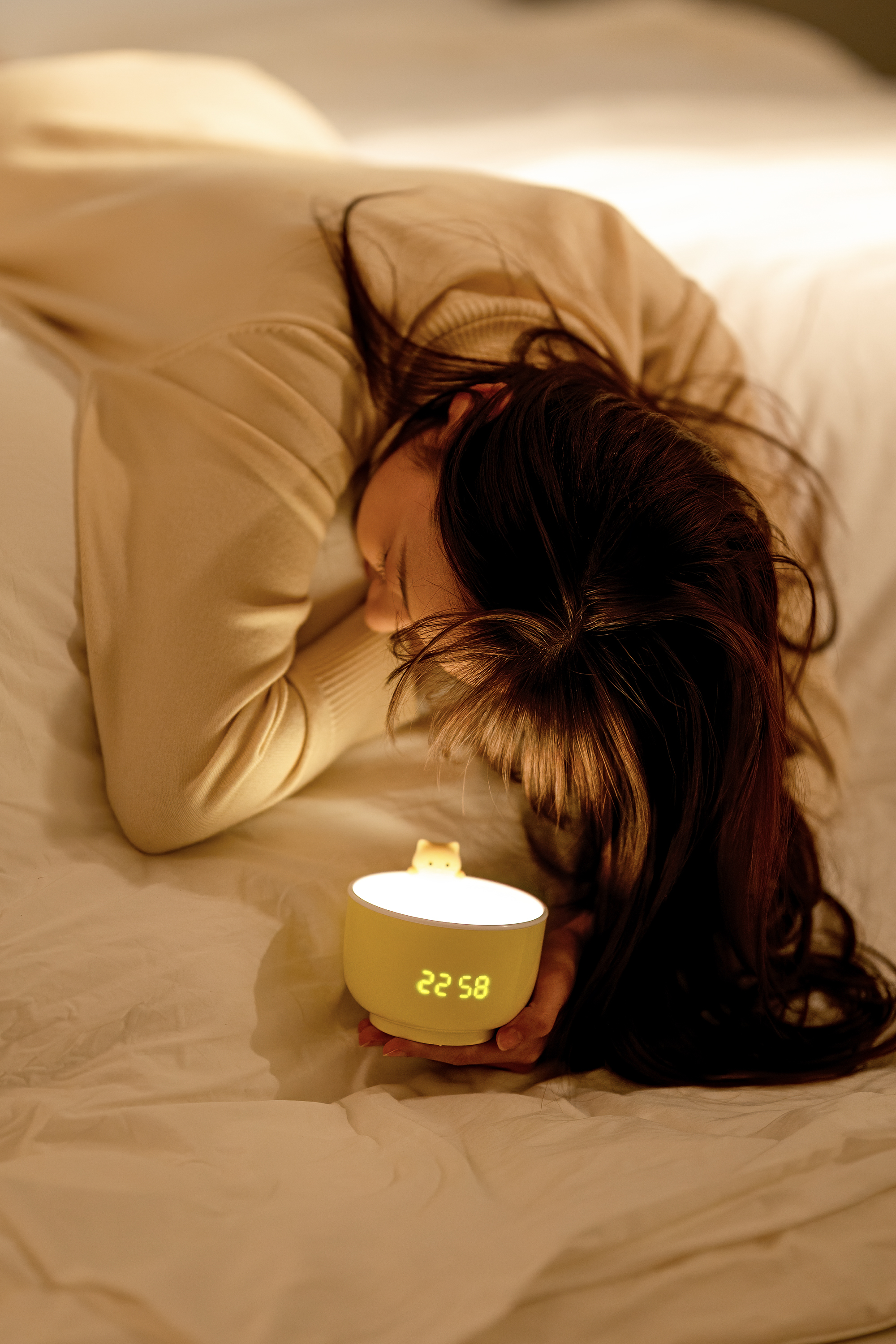 alarm clock，Night light，Kitty，Jewelry box，Shenzhen，You two，Live，