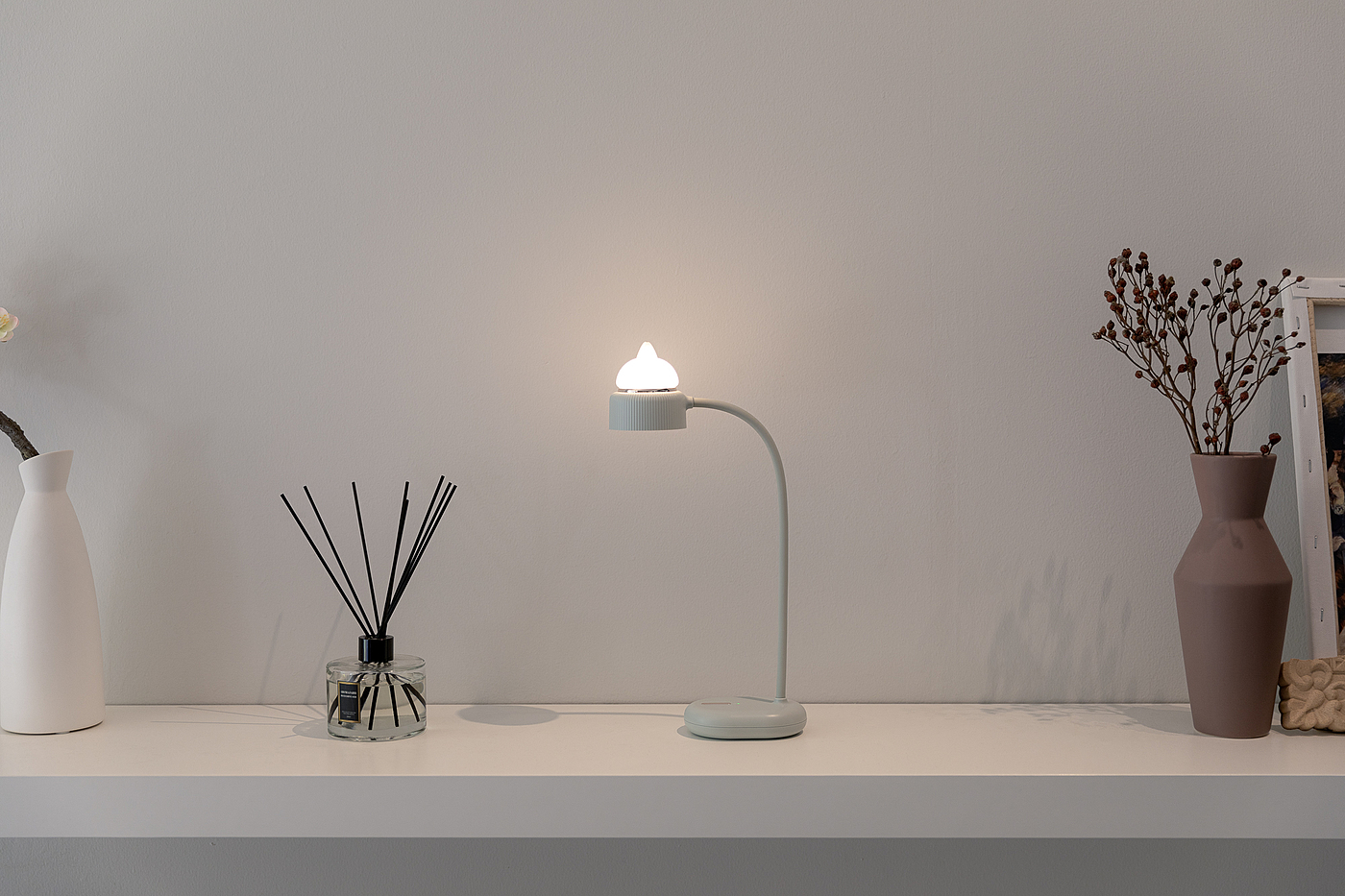 Small desk lamp，Night light，Atmosphere lamp，Bedside lamp，Shenzhen，