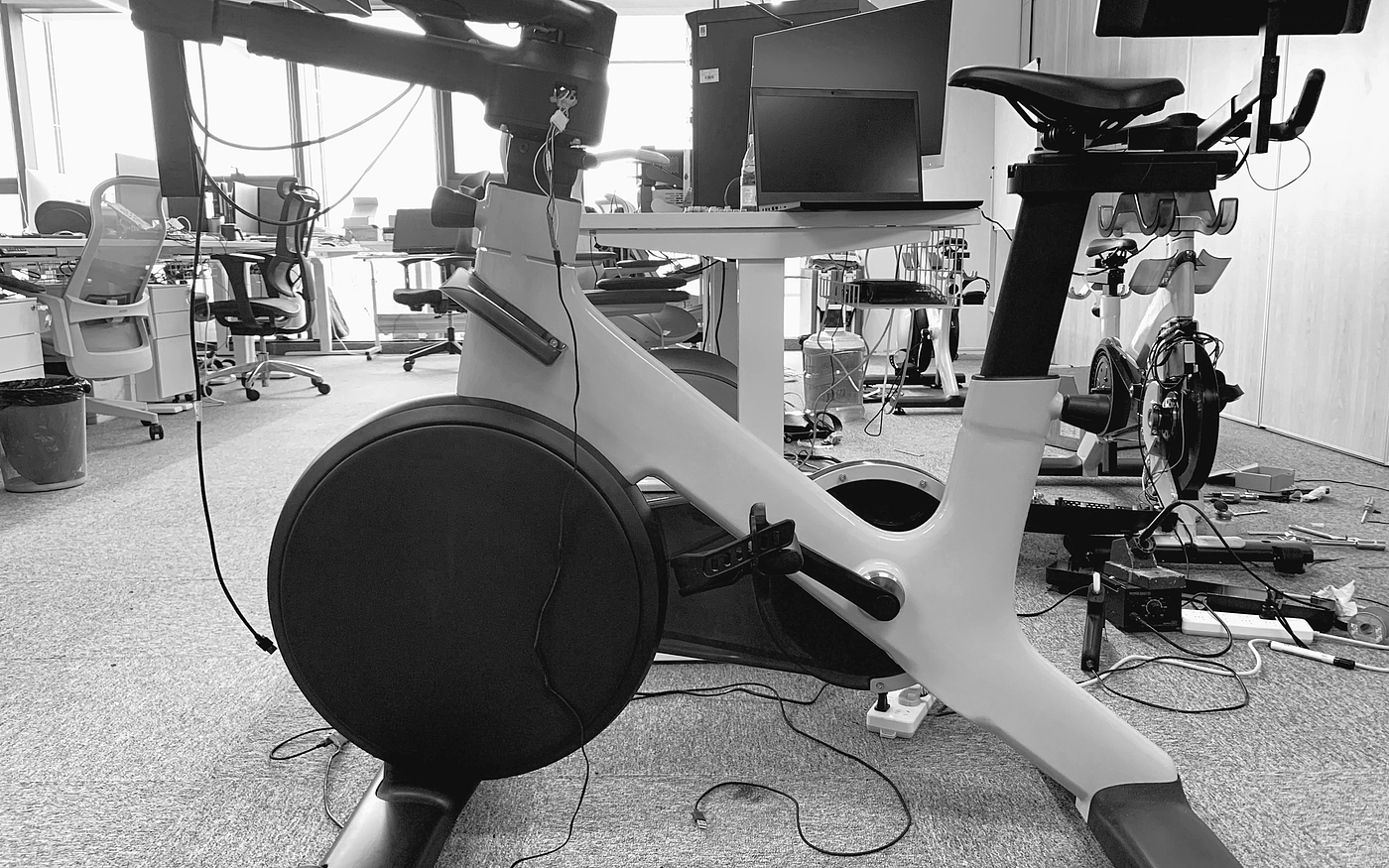 LEAPX，Spinning bike，Bodybuilding，game，product design，Structural design，Intelligent products，Innovative design，