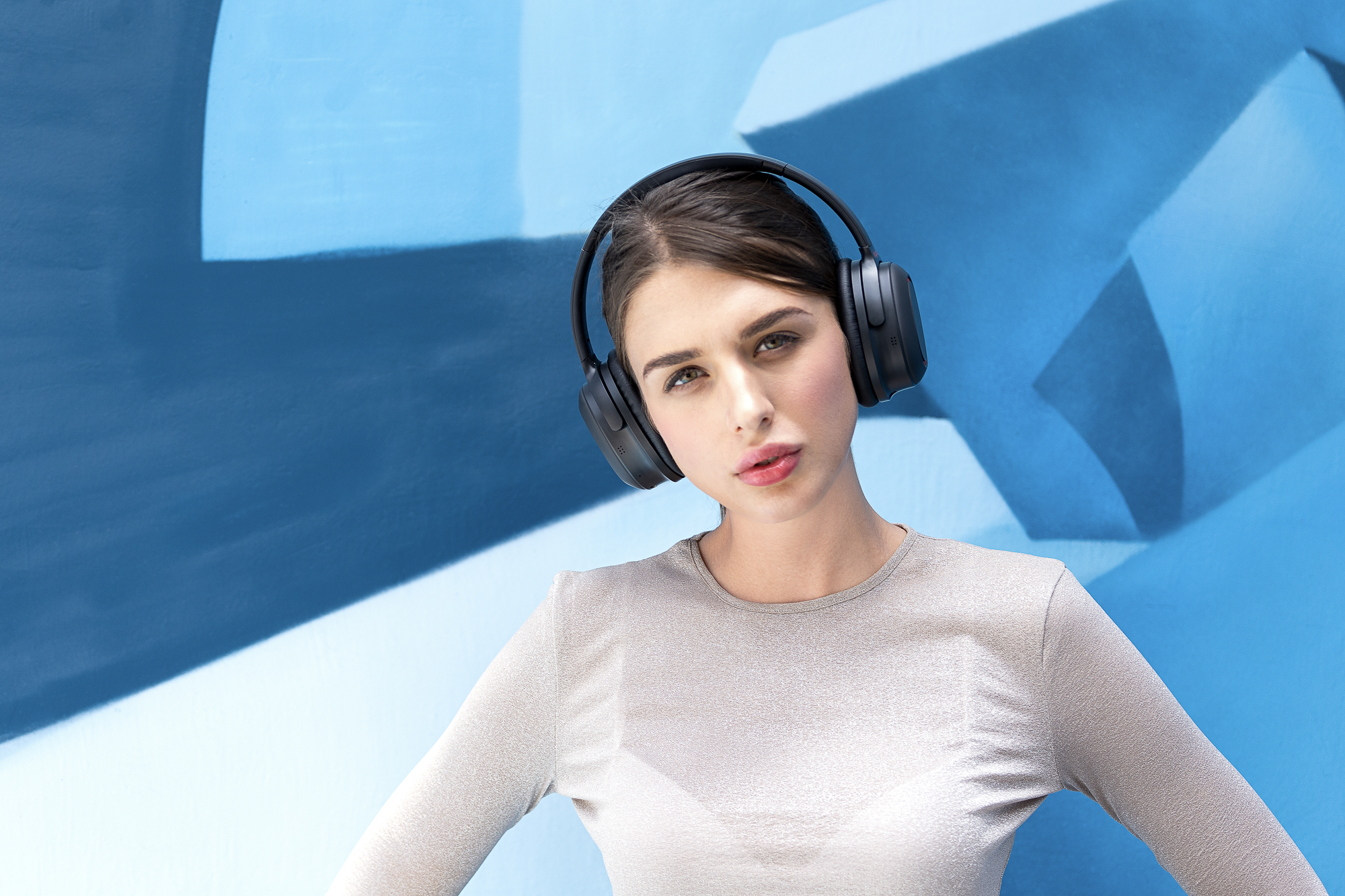 noise reduction，Bluetooth，headset，dyplay，Shenzhen，