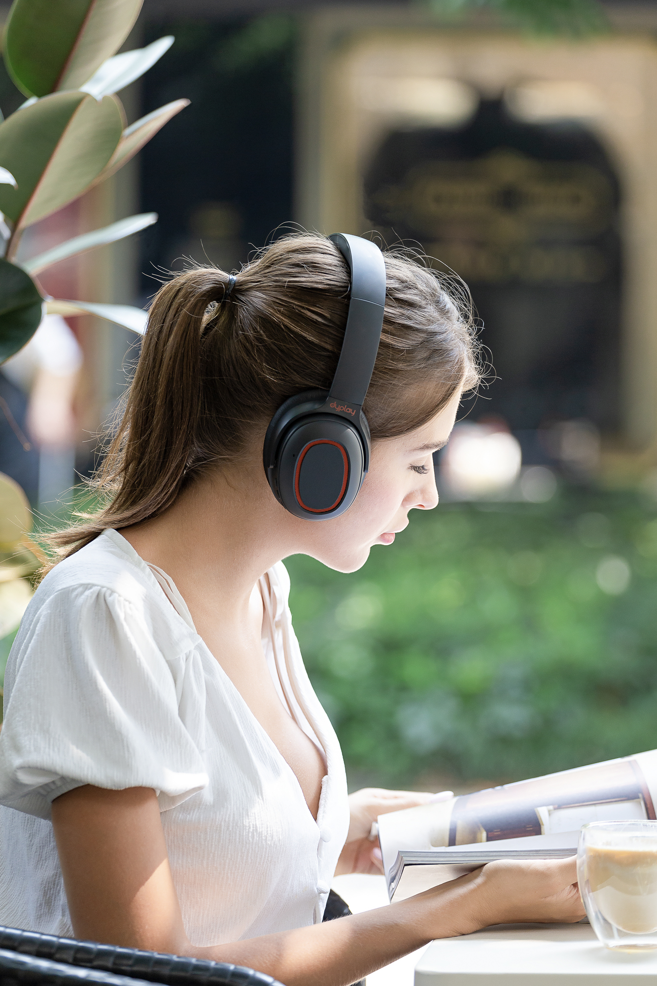 noise reduction，Bluetooth，headset，dyplay，Shenzhen，