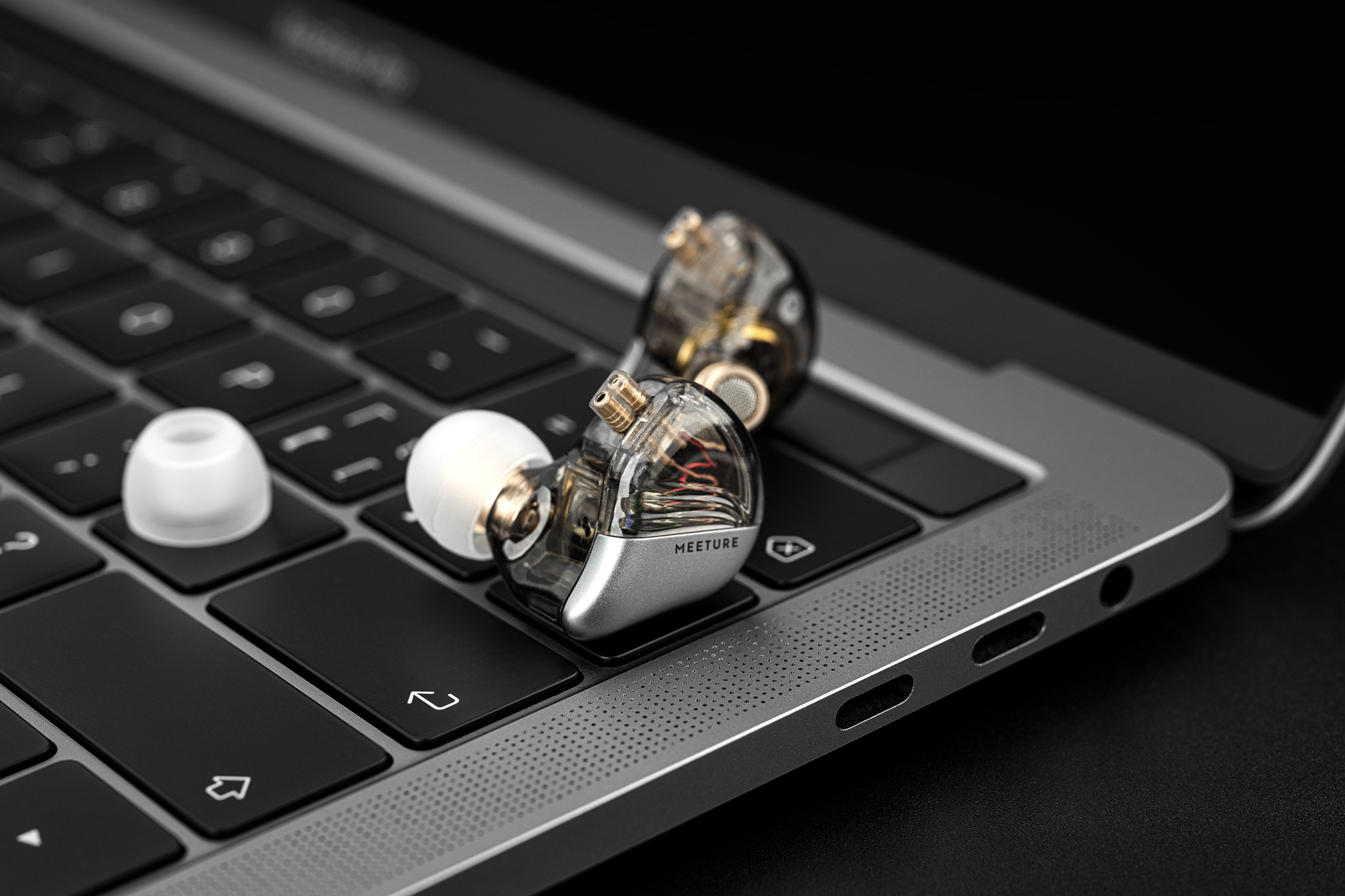 Xingo，SIMGOT，wired，headset，Moving circle，Shenzhen，