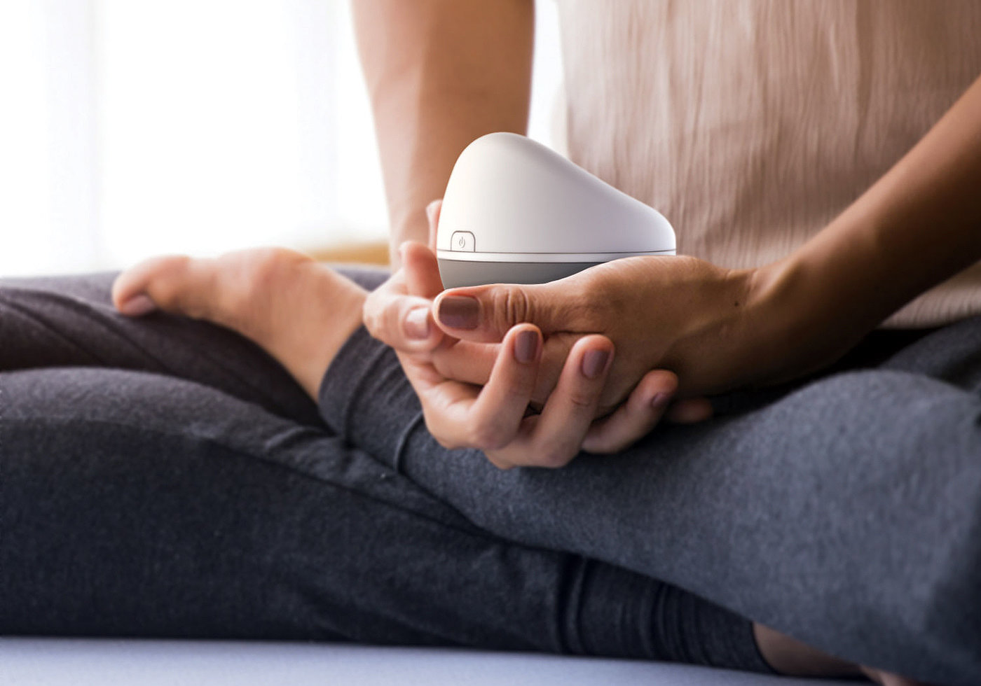 product design，electronic product，core，meditation，healthy，