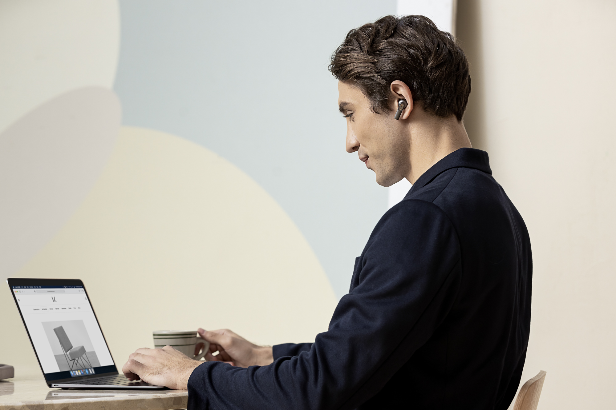 yobybo，Bluetooth，headset，model，Shenzhen，shot，