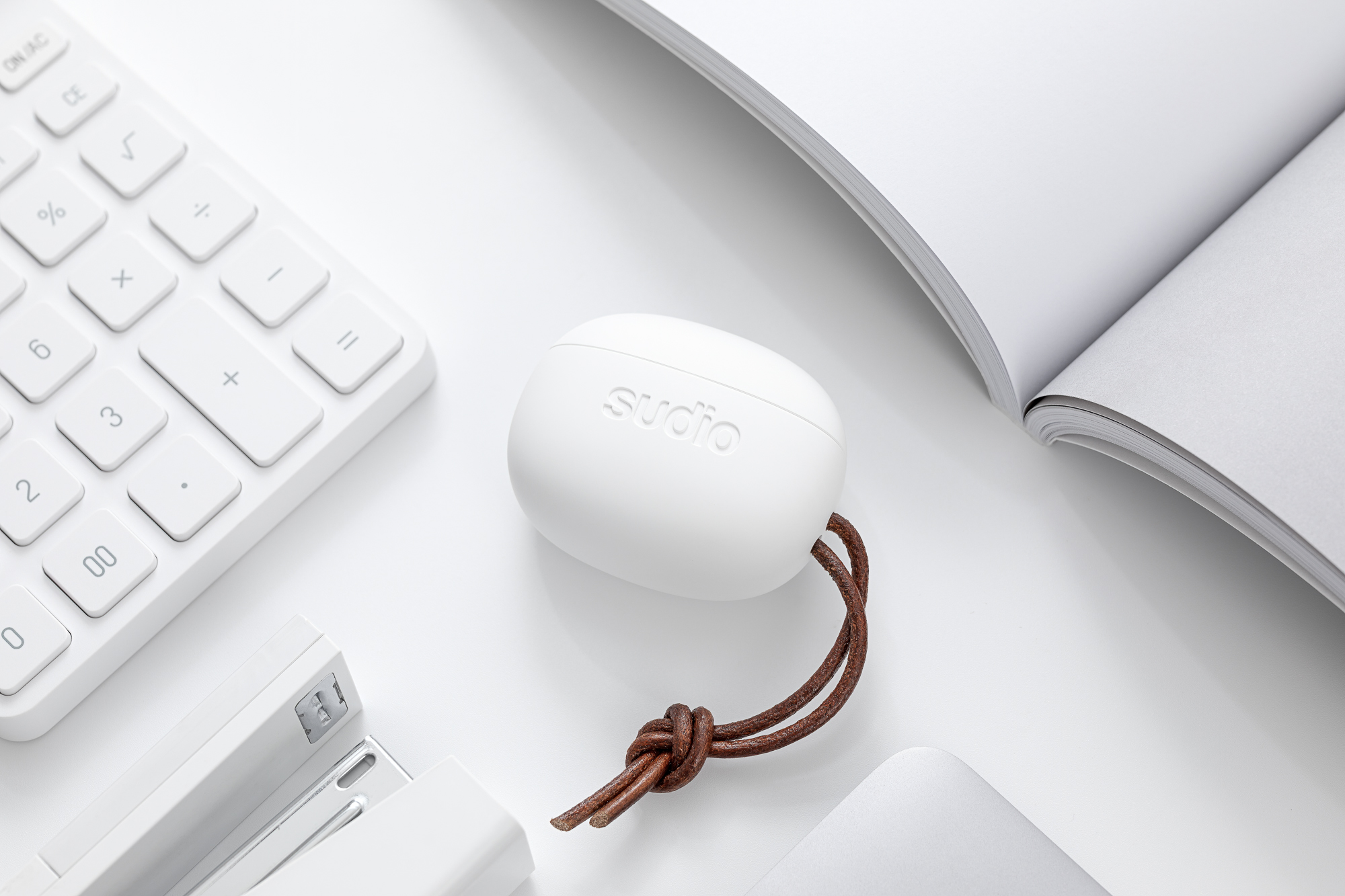 SUDIO，Bluetooth headset，headset，Shenzhen，shot，